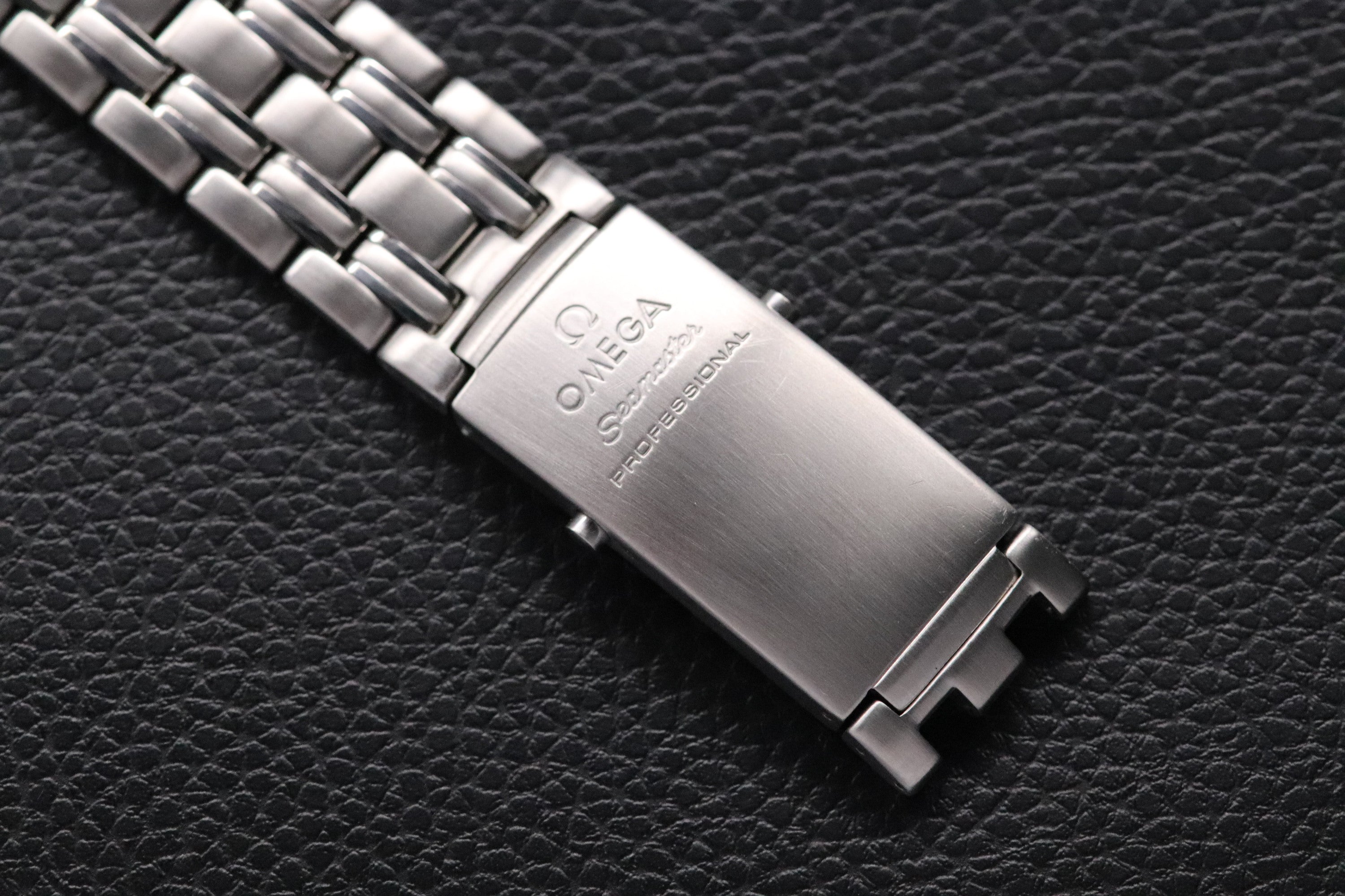 Omega Seamaster James Bond 2531.80 Blue 1986