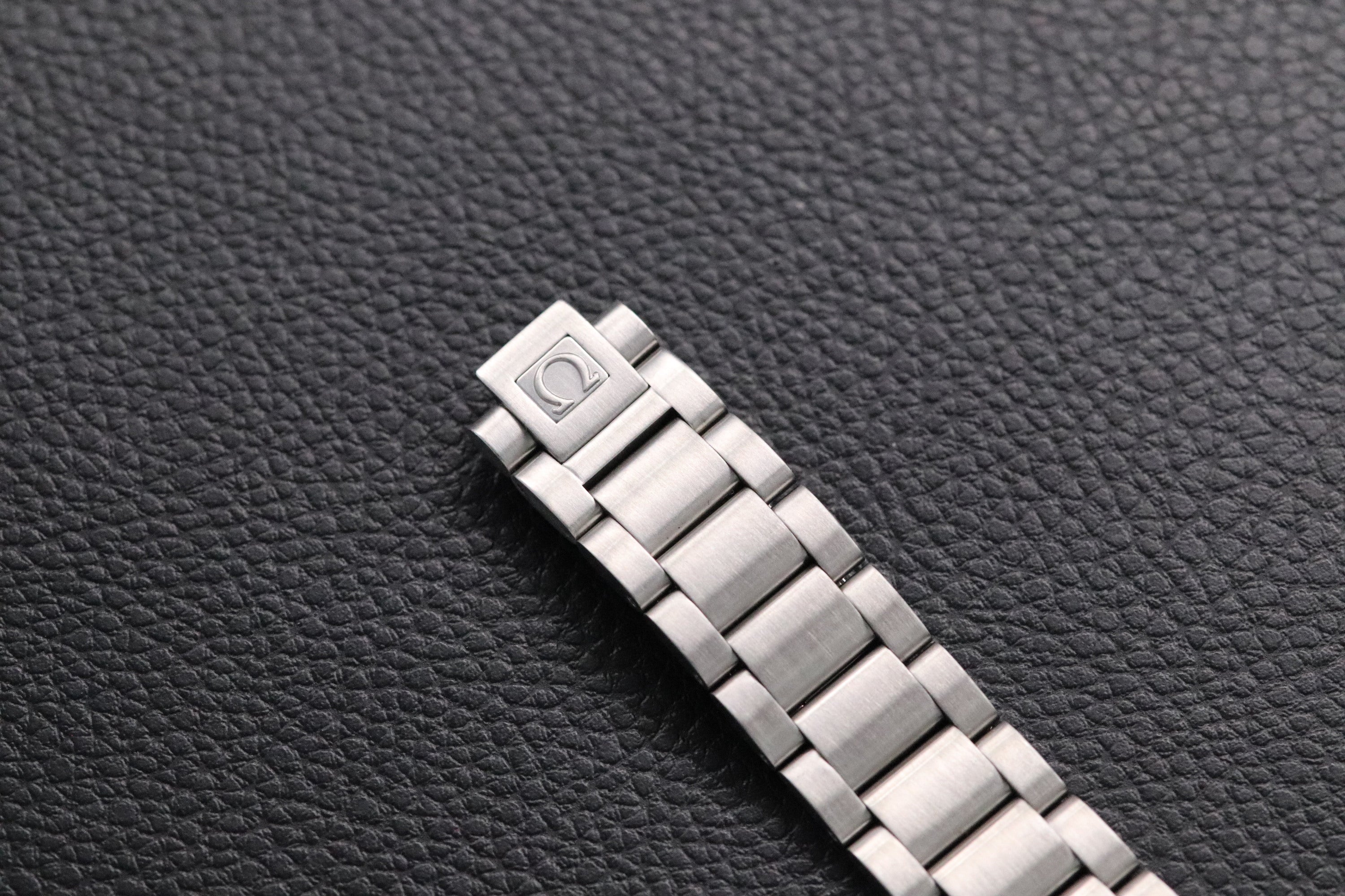 Omega Seamaster Aqua Terra 2504.50 Black Dial 2006