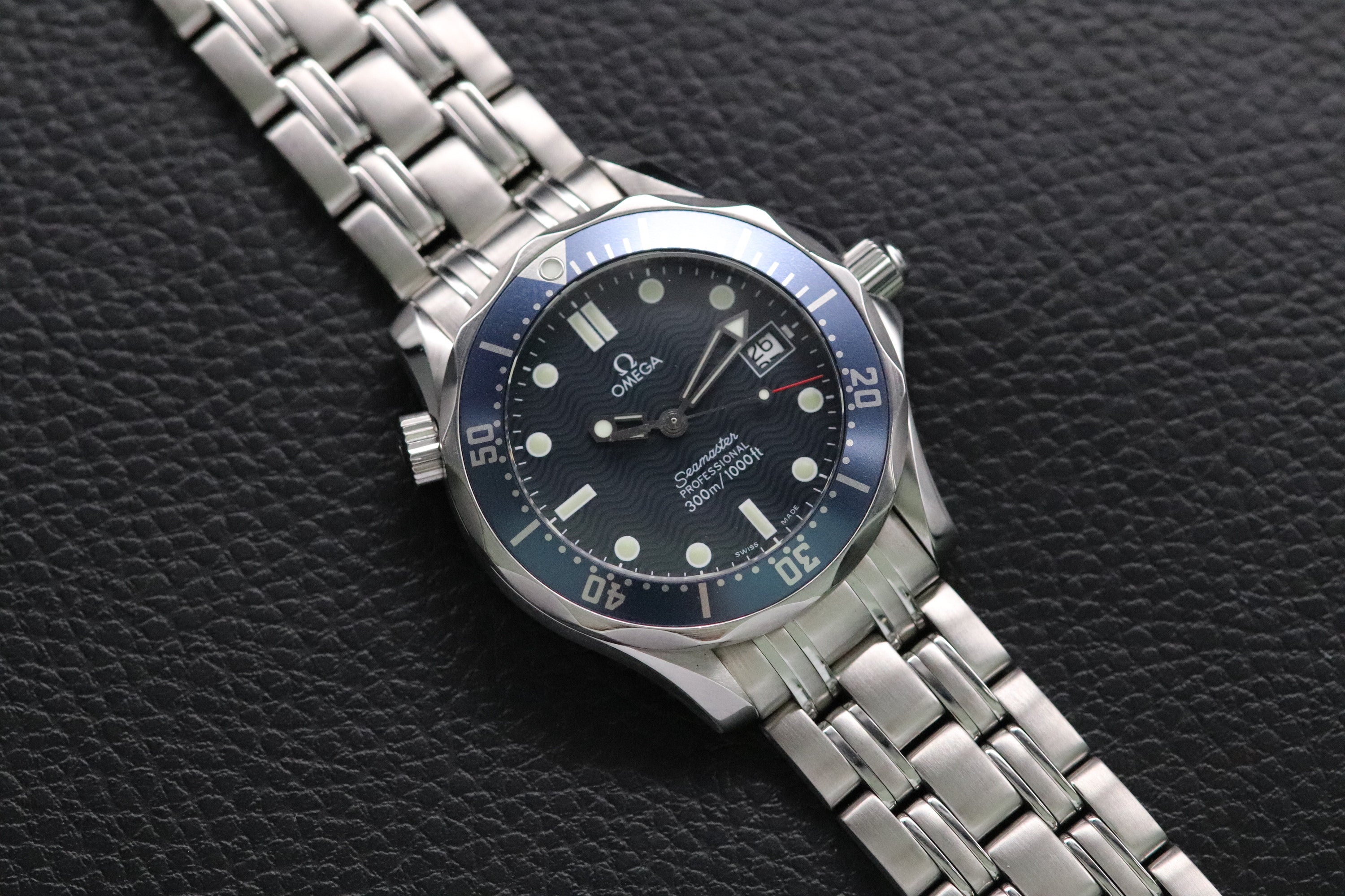 Omega Seamaster 300 2561.80 Blue Dial 2008 Paper