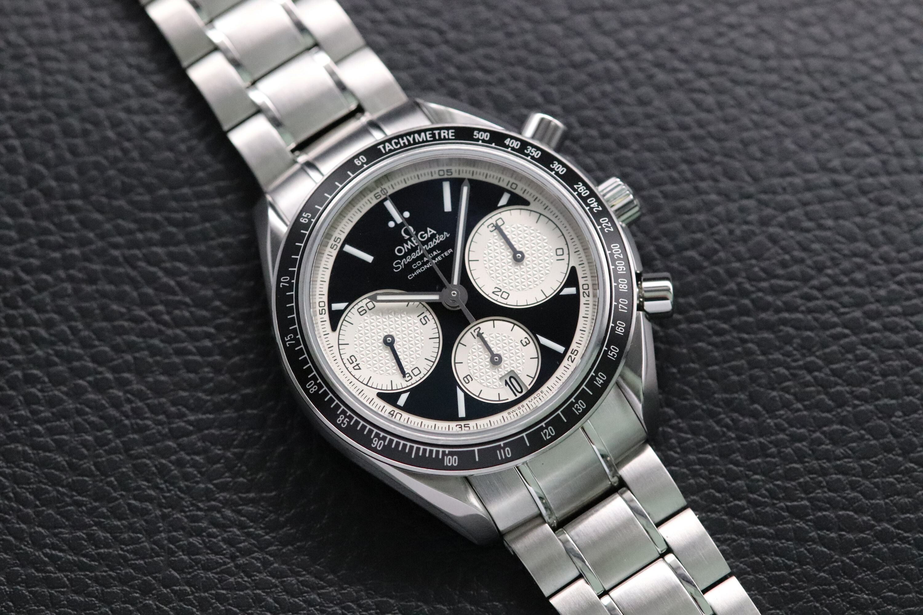 Omega Speedmaster Racing 326.30.40.50.01.002 Panda 2022 Fullset