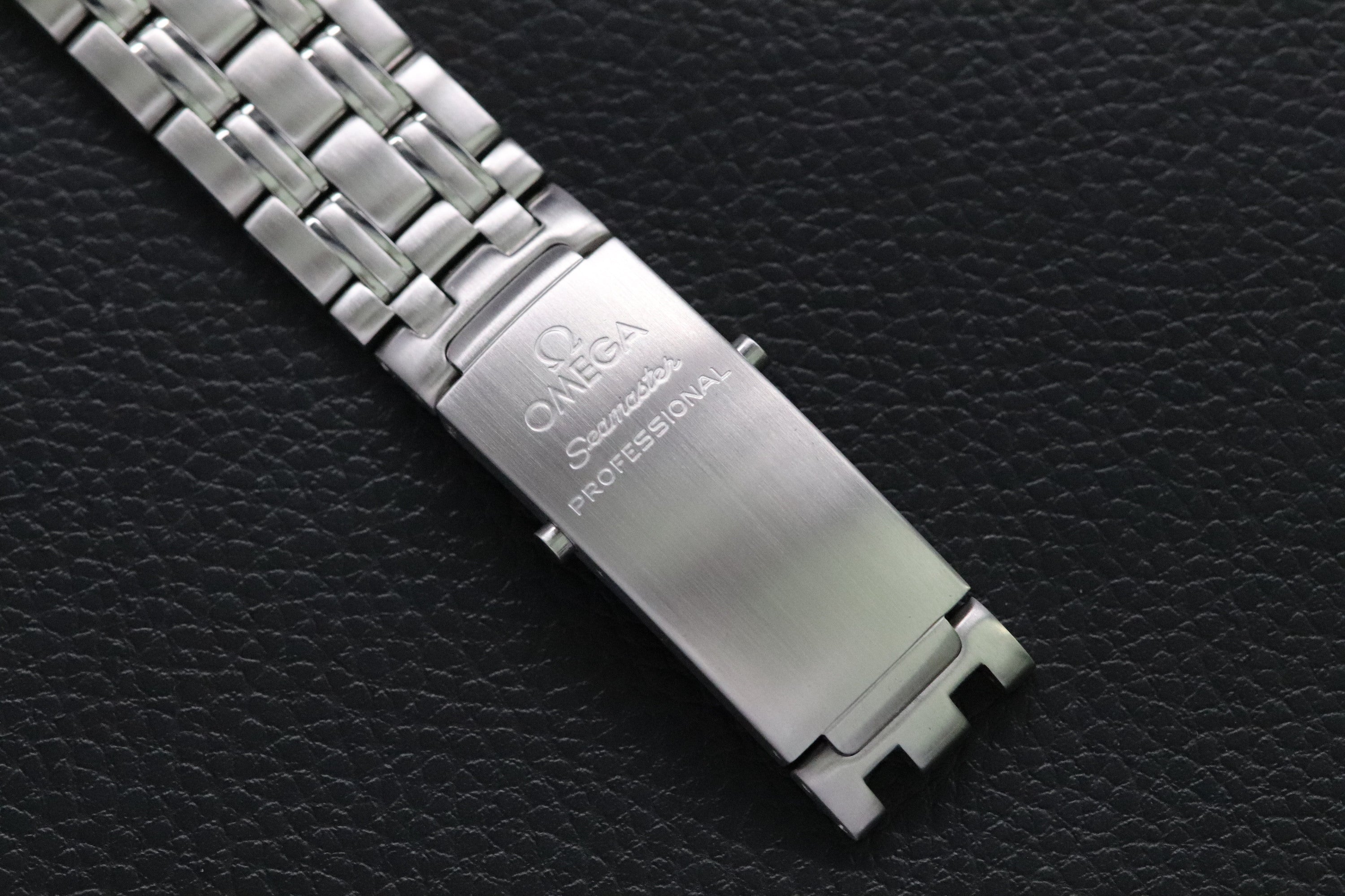 Omega Seamaster 300 2561.80 Blue Dial 1998