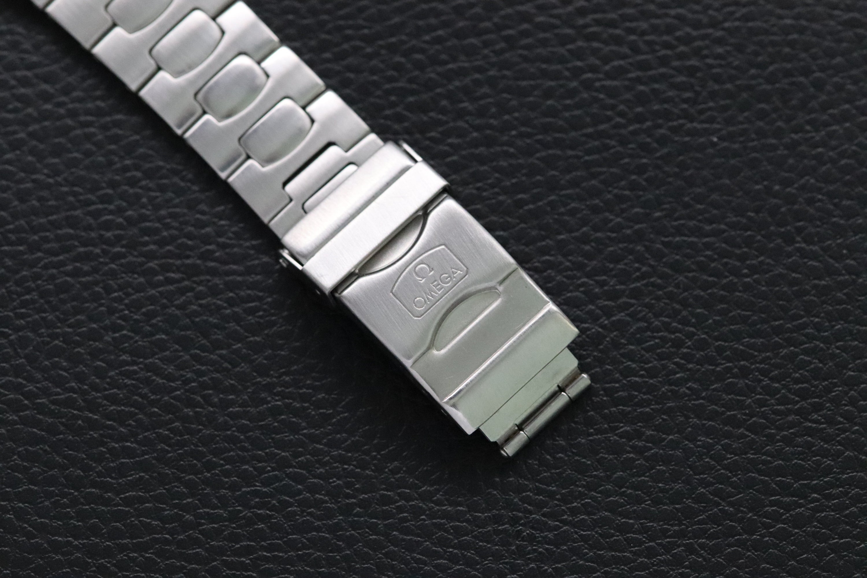 Omega Seamaster Professional 200m 396.1062 Pre Bond