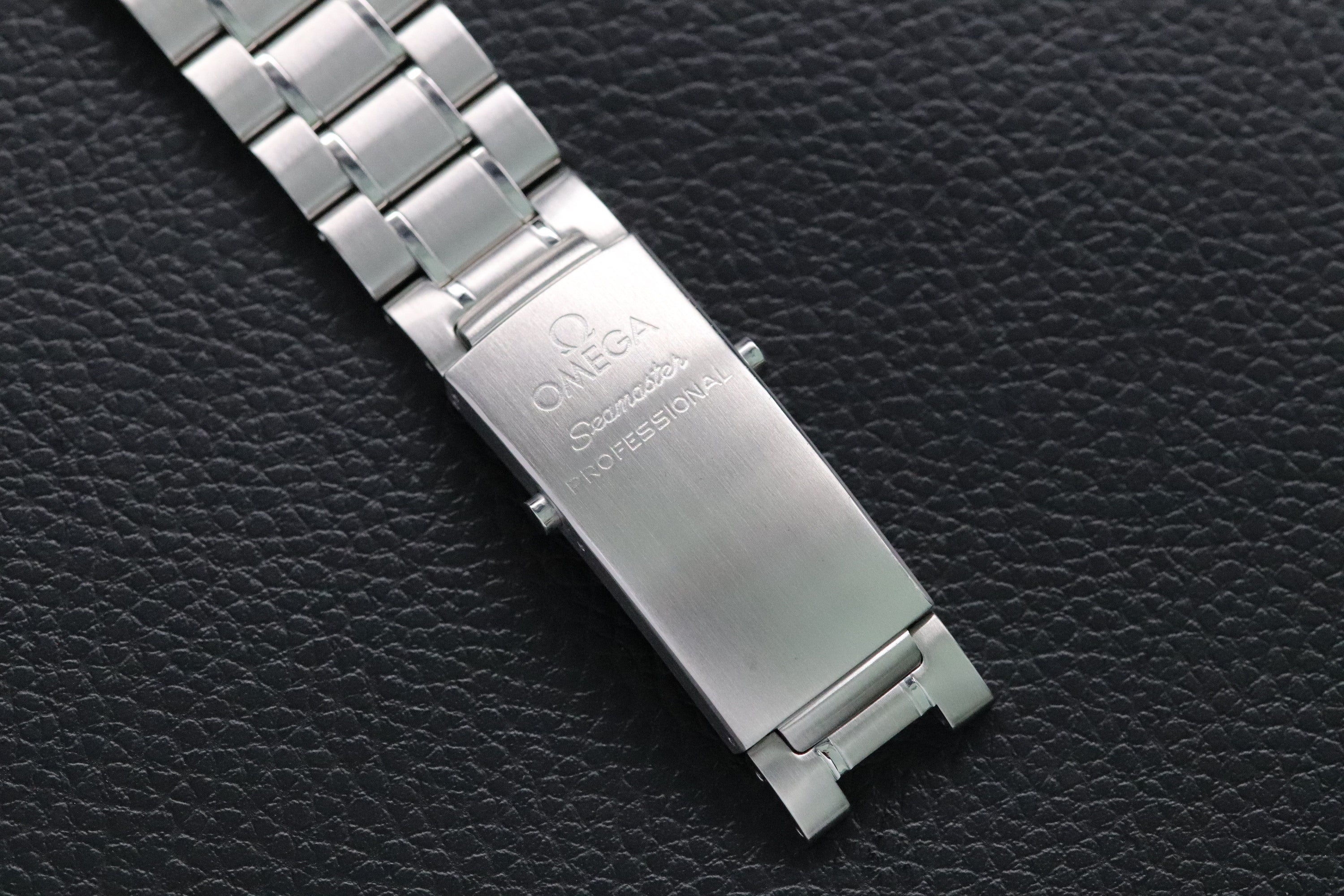 Omega Seamaster 300 2254.50 Black Dial 2007