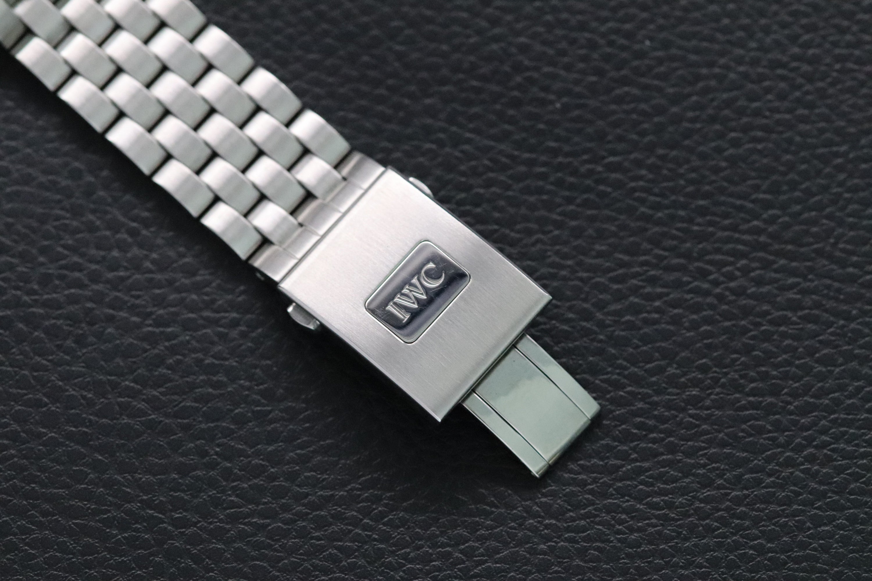 IWC Mark XVIII Pilot IW327011 Papers