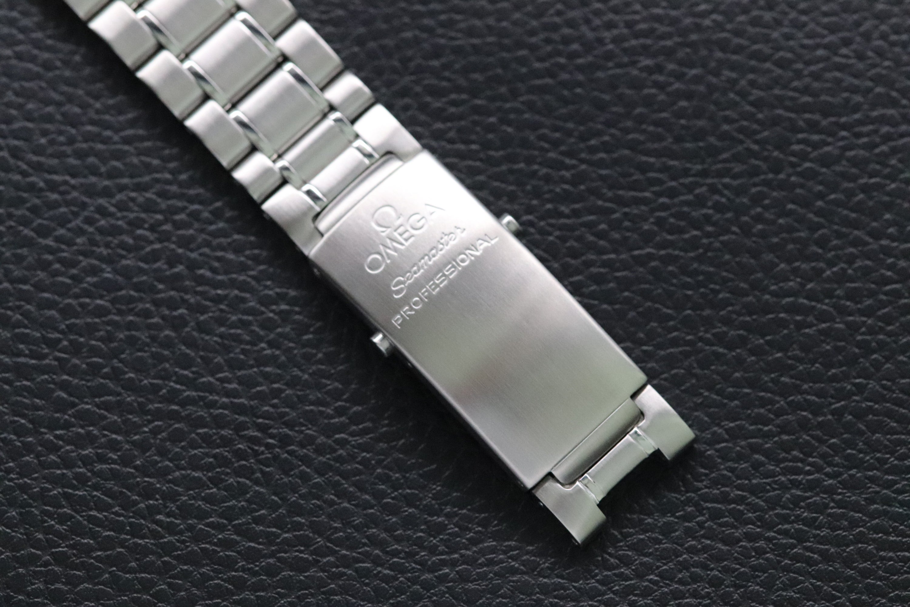 Omega Seamaster 300 2264.50 Black Dial 1998