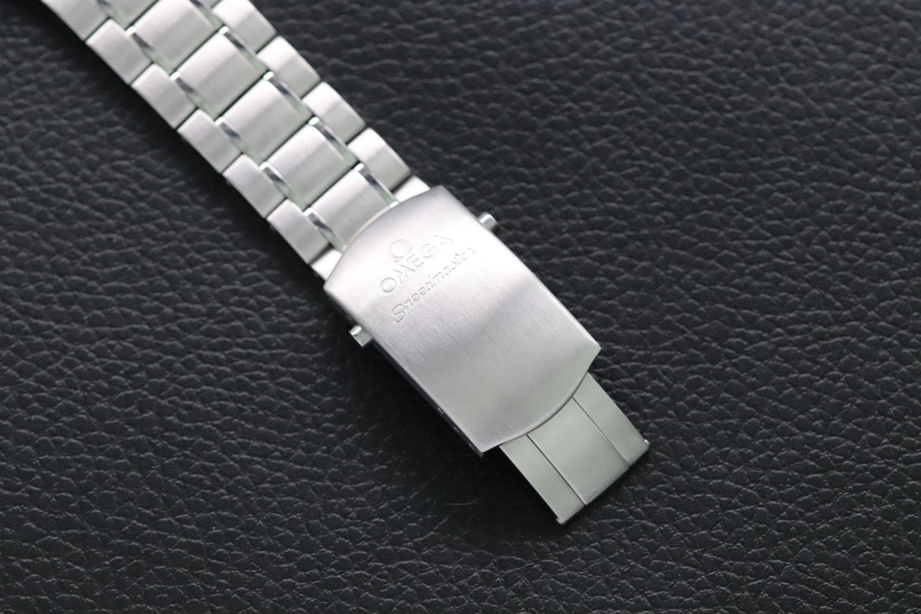 Omega Speedmaster Date 3211.30 Papers 2011