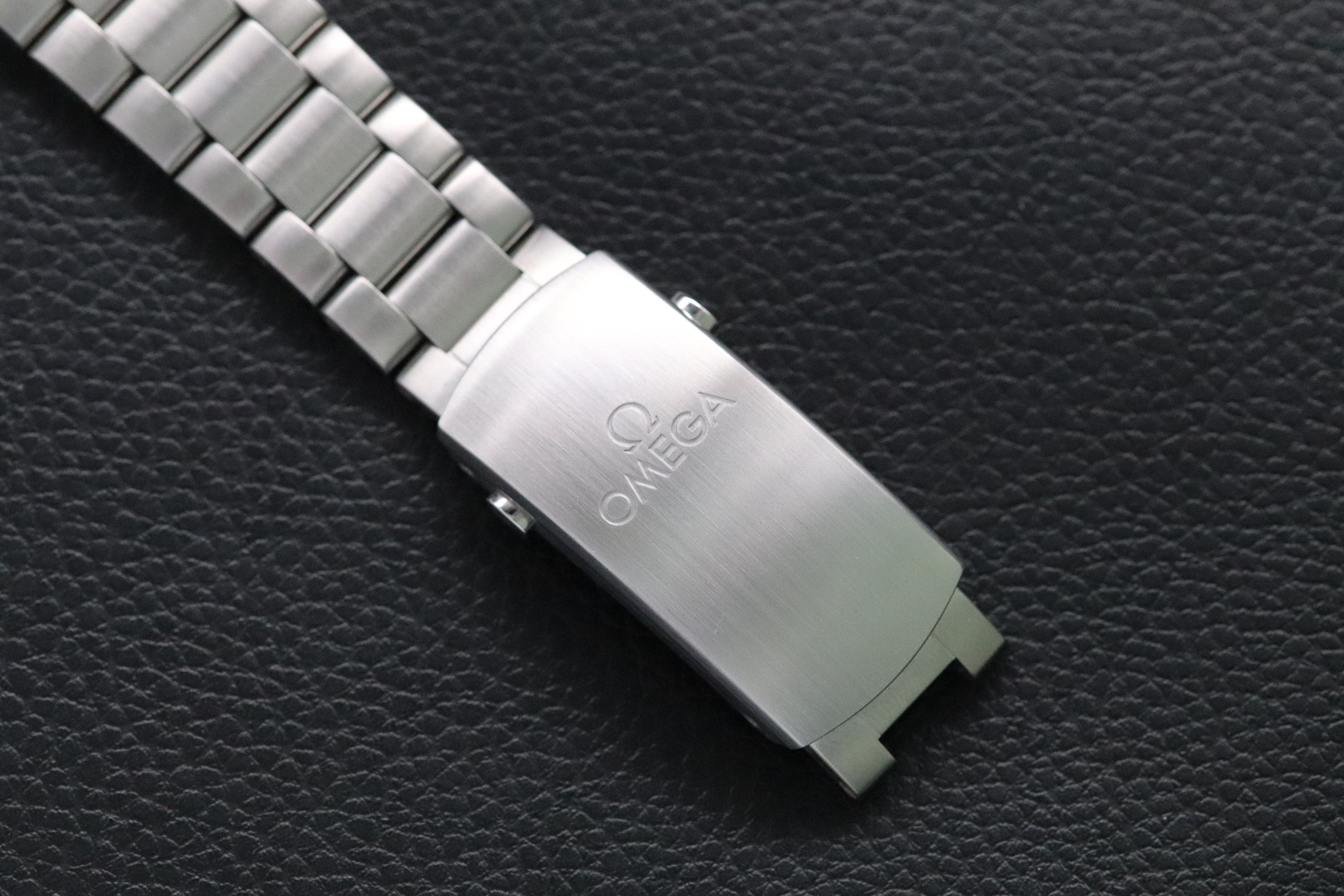 Omega Seamaster Planet Ocean 215.30.44.21.03.001 Fullset 2022 Box+Papers