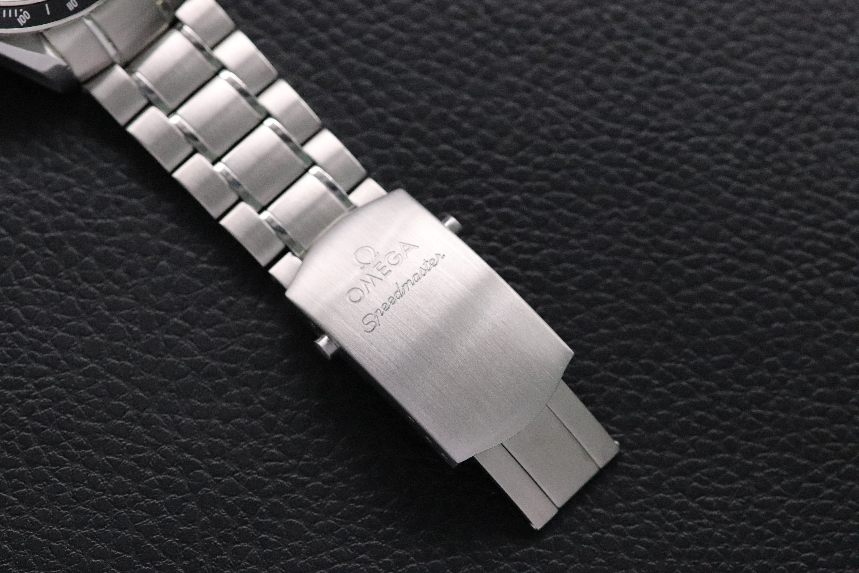 Omega Speedmaster Date 3210.50 Papers 2009