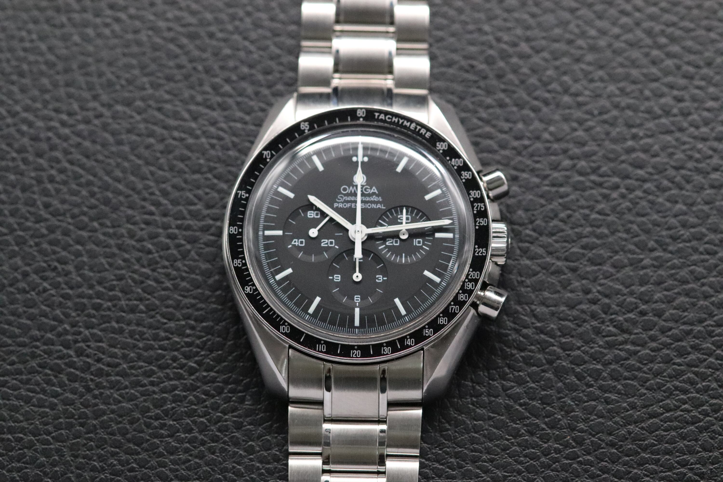 Omega Speedmaster Moonwatch 3570.50 Black Dial 2005