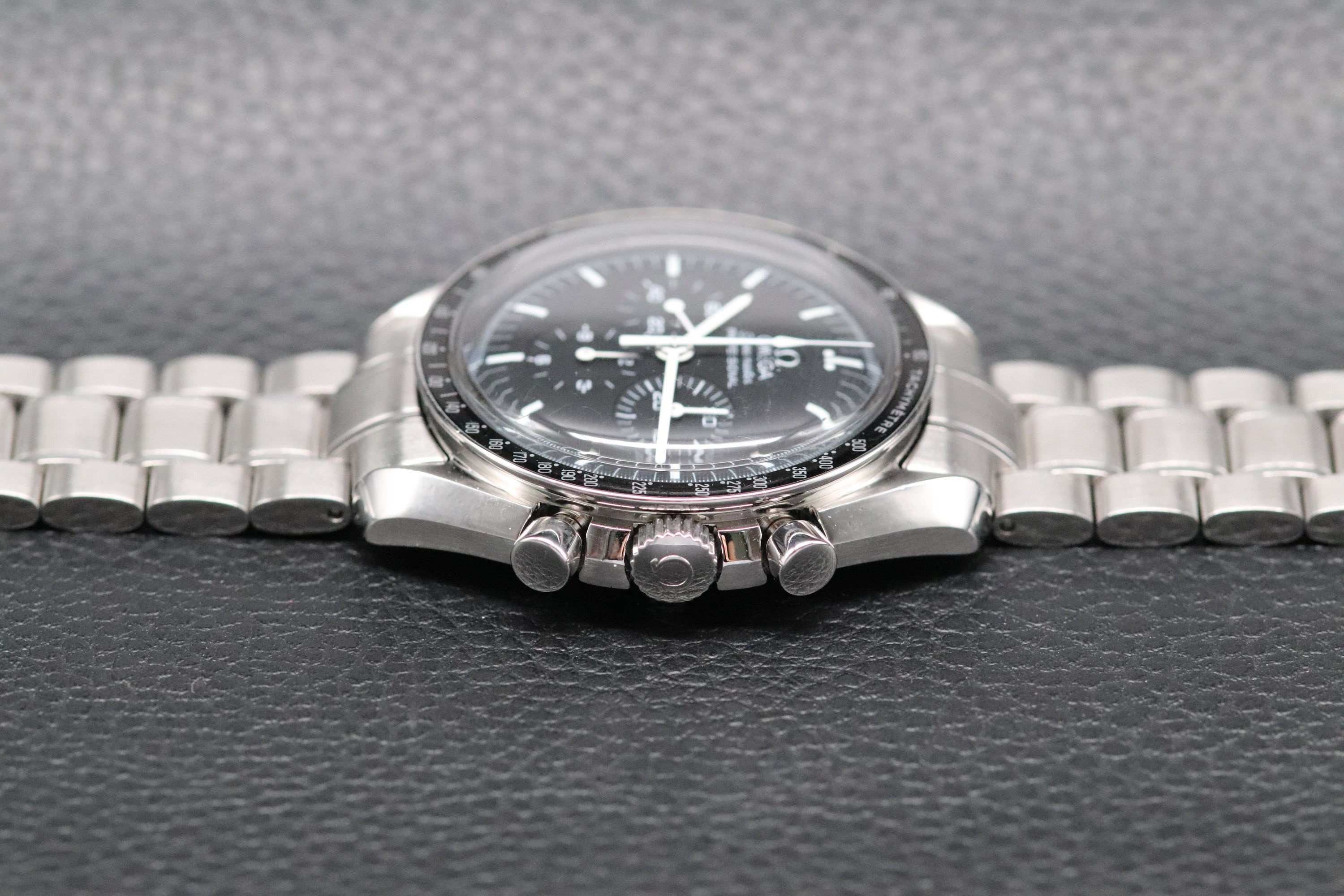 Omega Speedmaster Moonwatch 3570.50 Black Dial 2005