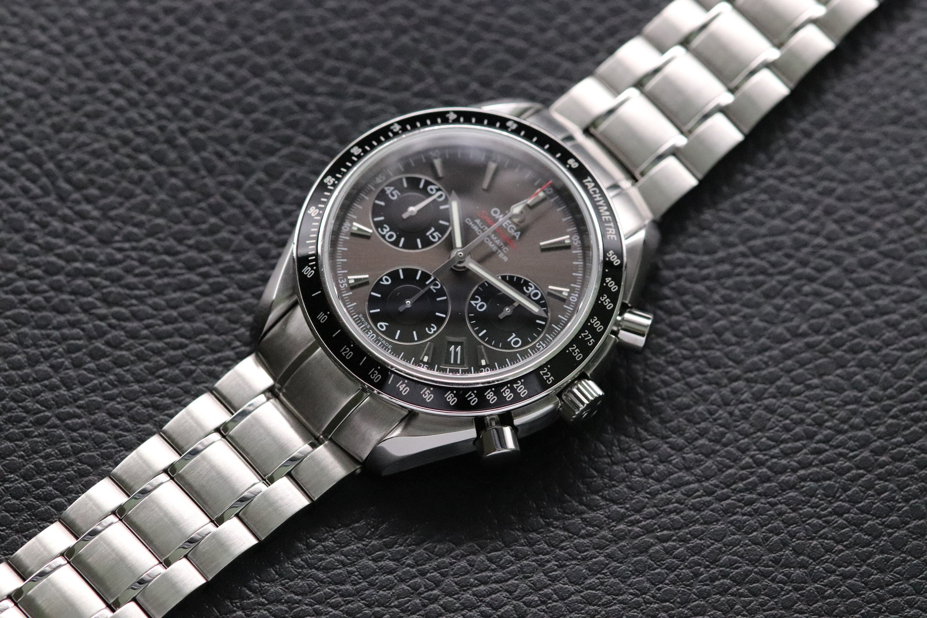 Omega Speedmaster 323.30.40.40.06.001 Fullset 2015 Box+Paper