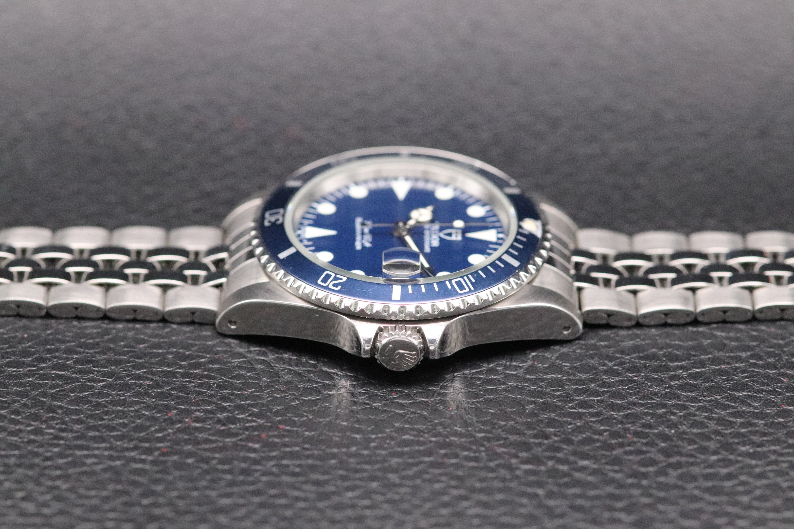 Tudor Submariner 75090 Blue Dial 1990