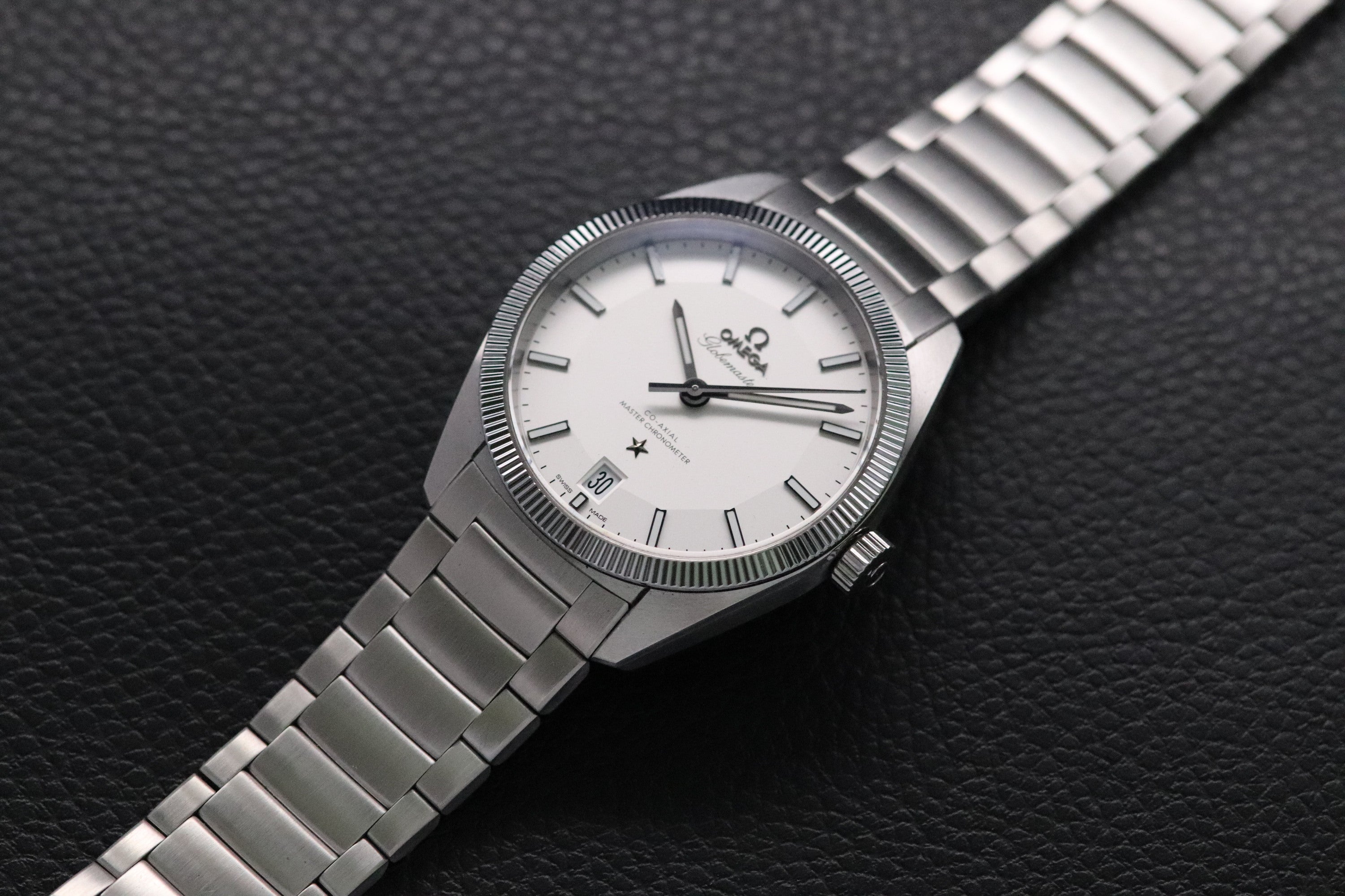 Omega Constellation Globemaster 130.30.39.21.02.001 Fullset 2021 Box+Paper