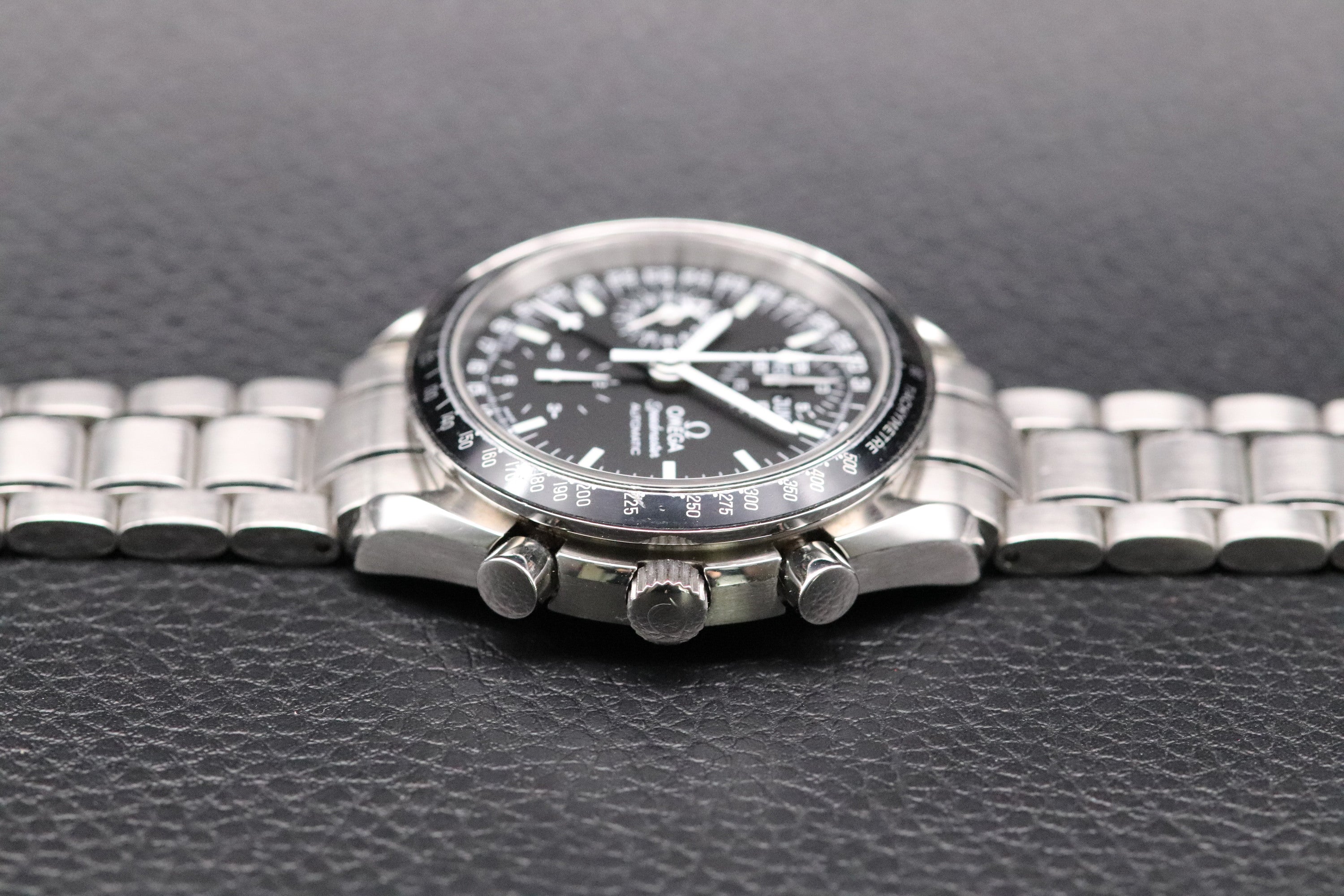 Omega Speedmaster Day Date 3520.50 Black Dial 2002 Papers