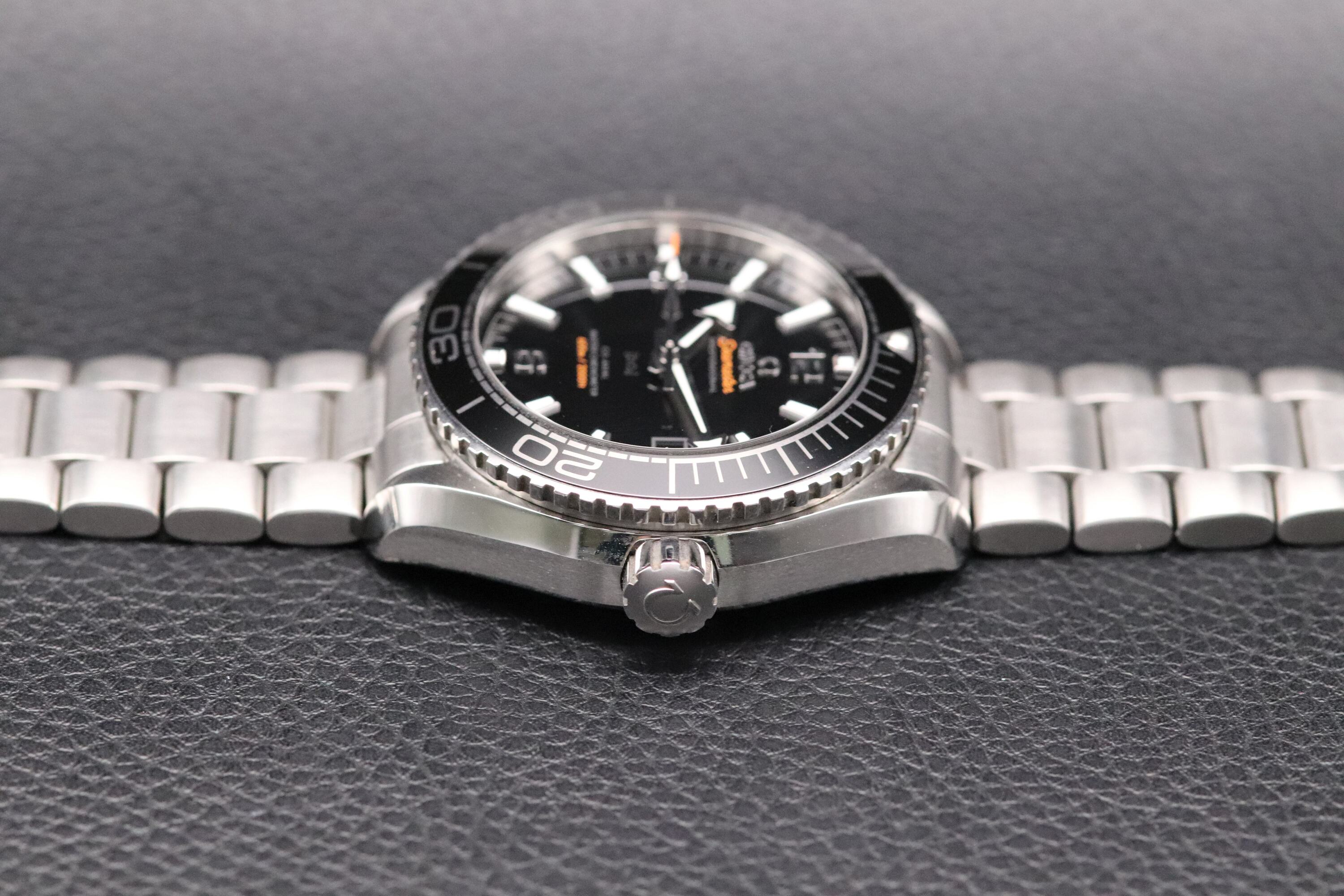 Omega Seamaster Planet Ocean 215.30.44.21.03.001 Fullset 2022 Box+Papers