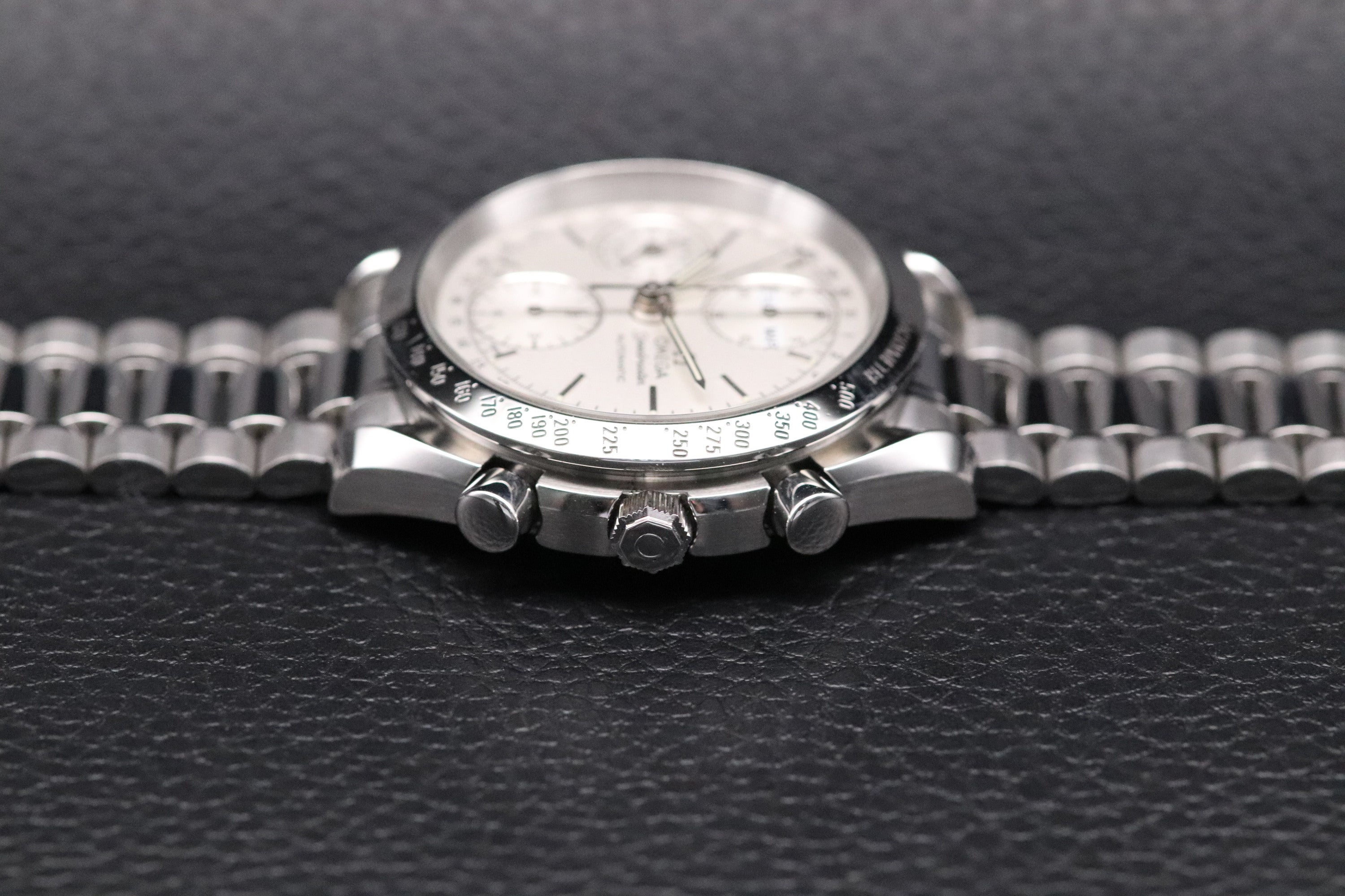 Omega Speedmaster Day Date 3521.30 Silver Dial 1998 Papers