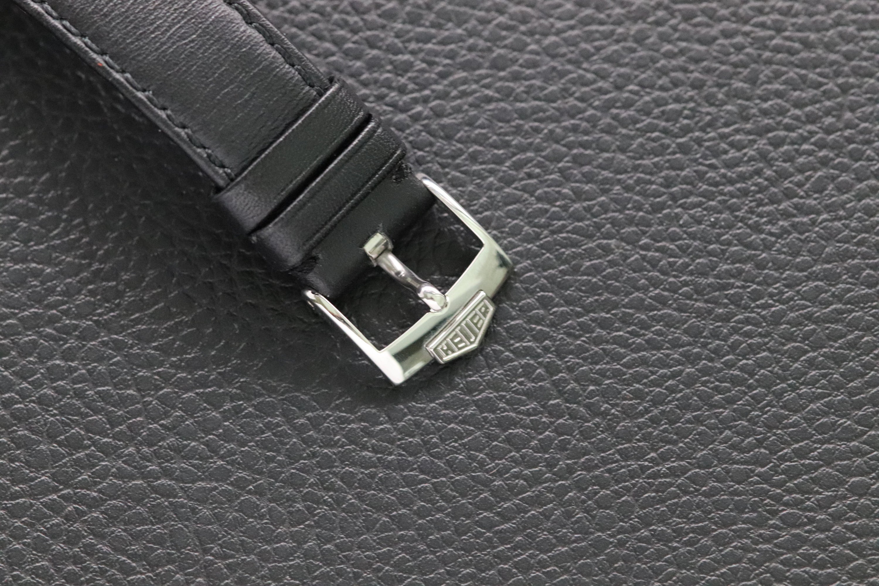 Tag Heuer CS3110 Carrera 1964 Re-Edition White Dial 2001