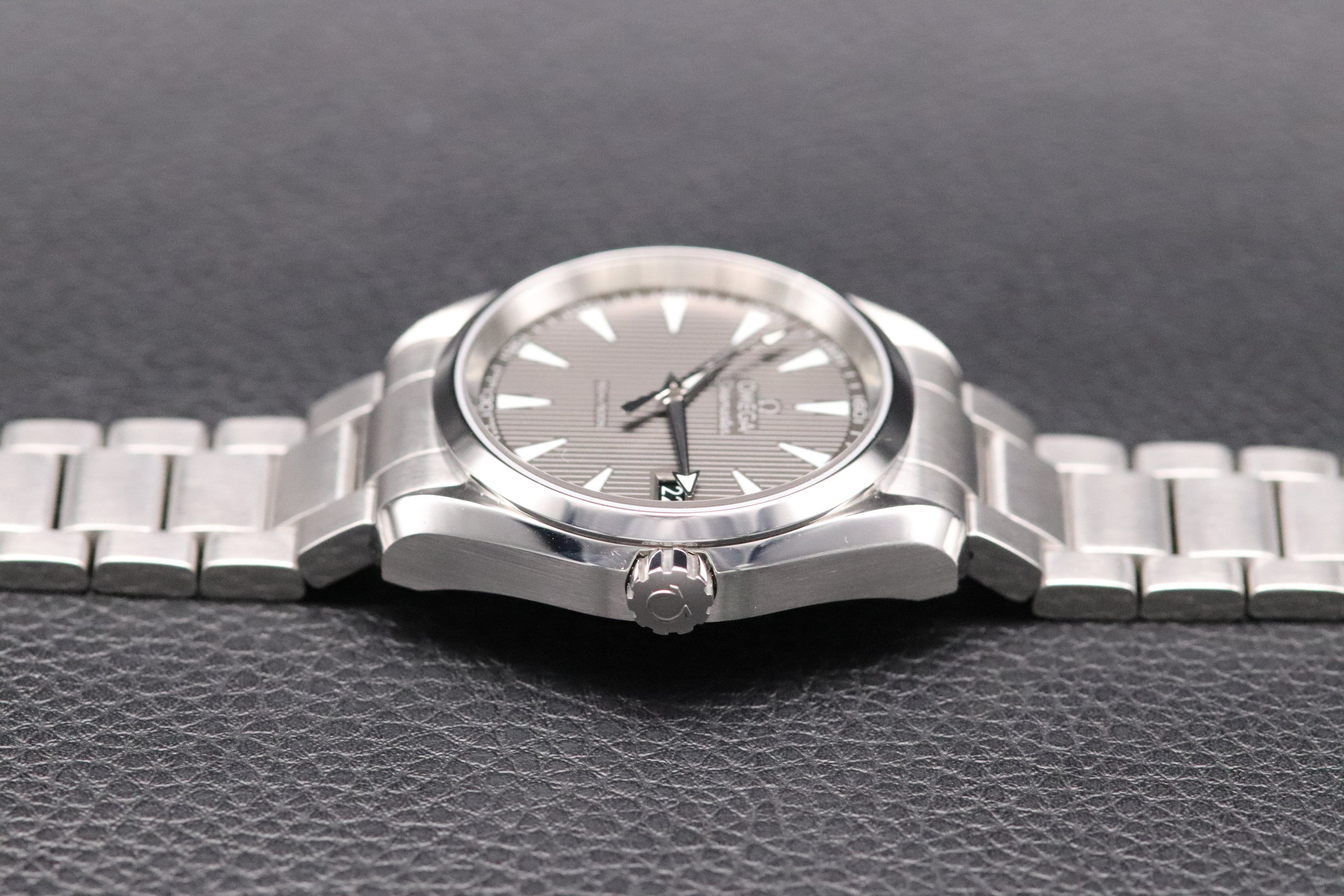 Omega Seamaster Aqua Terra 231.10.39.60.06.001 FULLSET 2017 Box + PAPERS