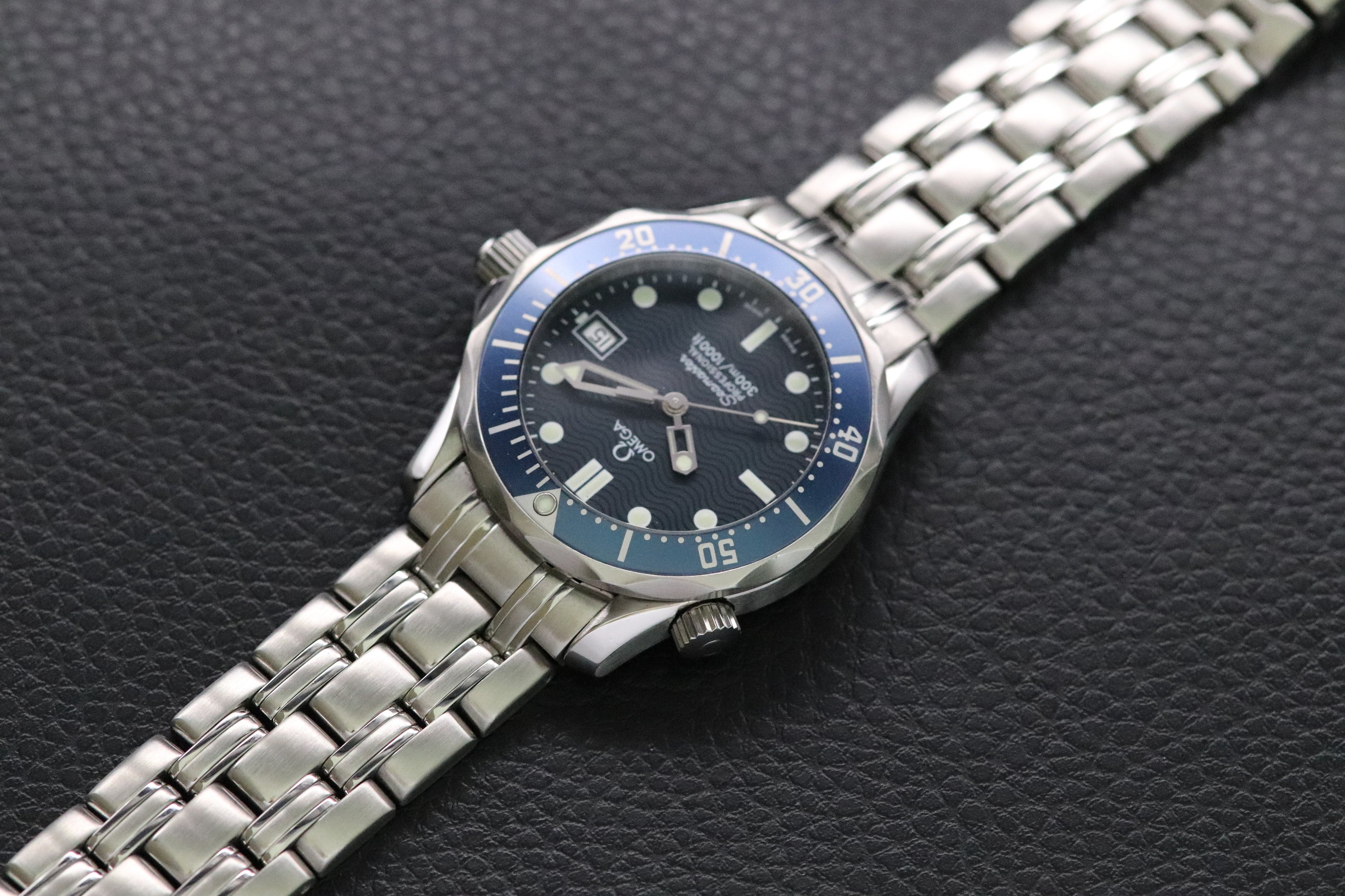 Omega Seamaster 300 2561.80 Blue Dial 1998