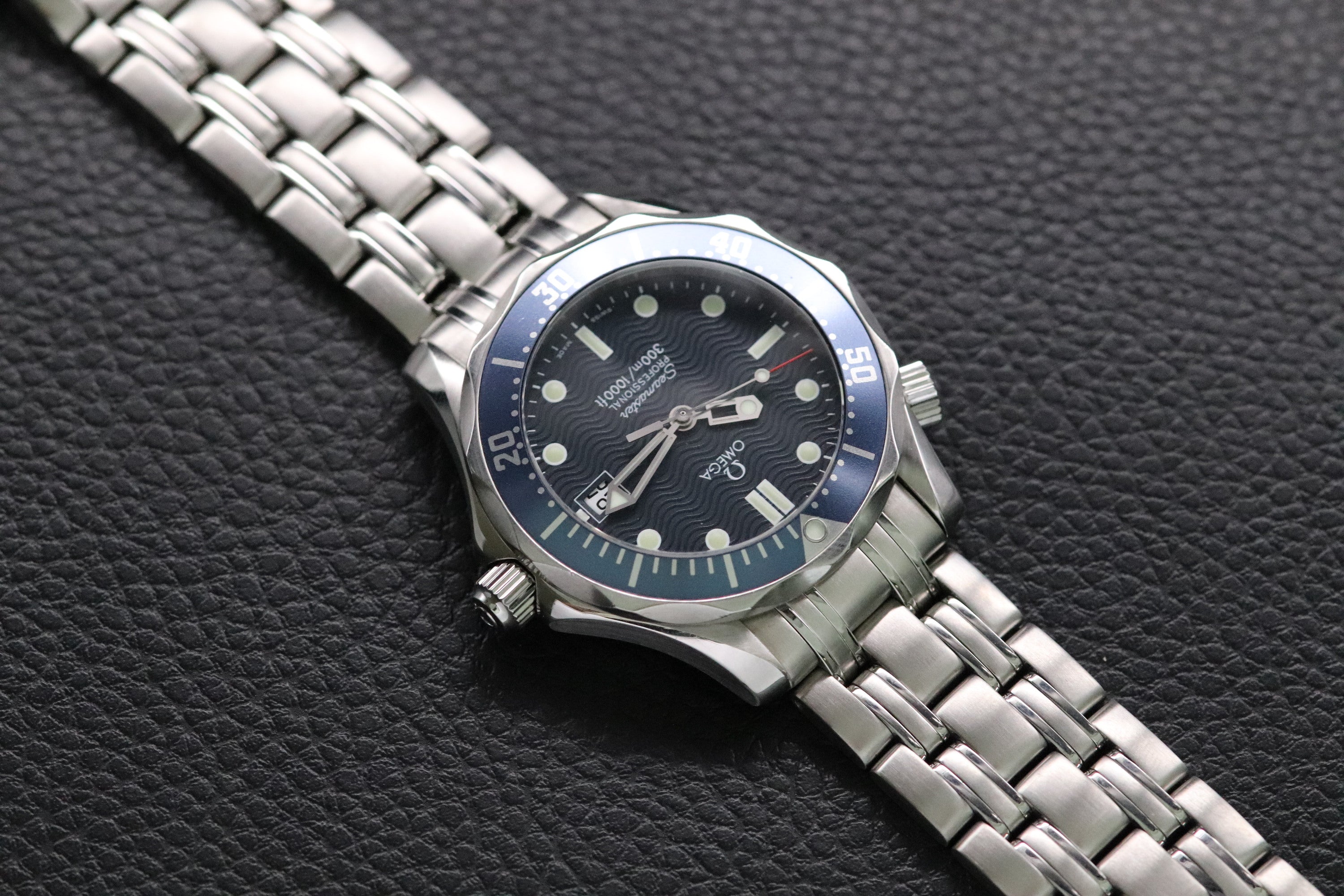 Omega Seamaster 300 2561.80 Blue Dial 2008 Paper