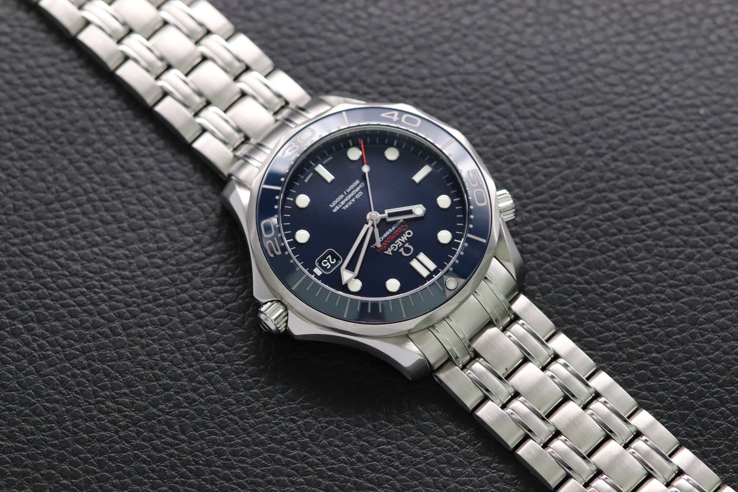 Omega Seamaster Diver 300 212.30.41.20.03.001 FULLSET 2015 Box + PAPERS