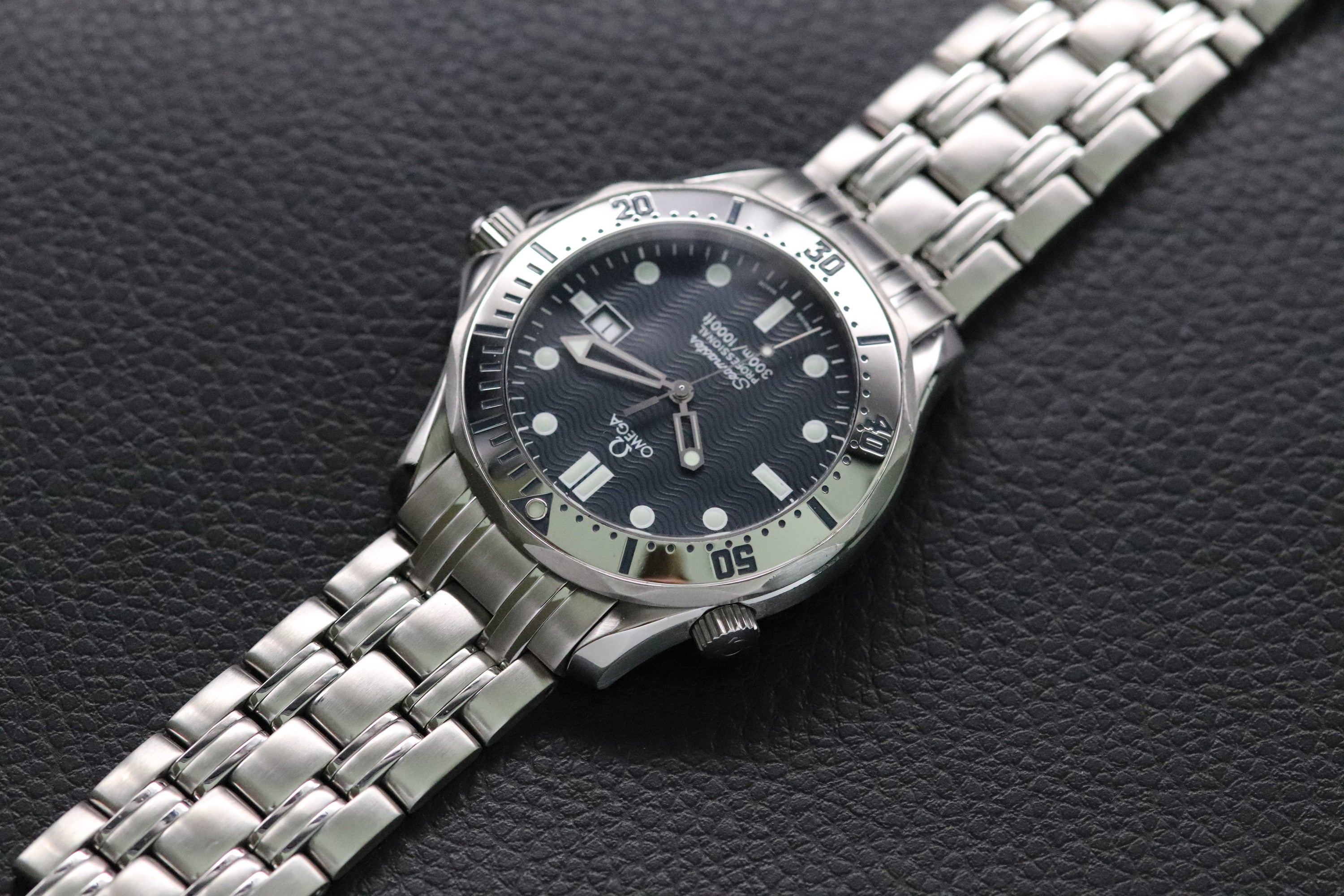 Omega Seamaster 300 2542.80 Blue Dial 1998