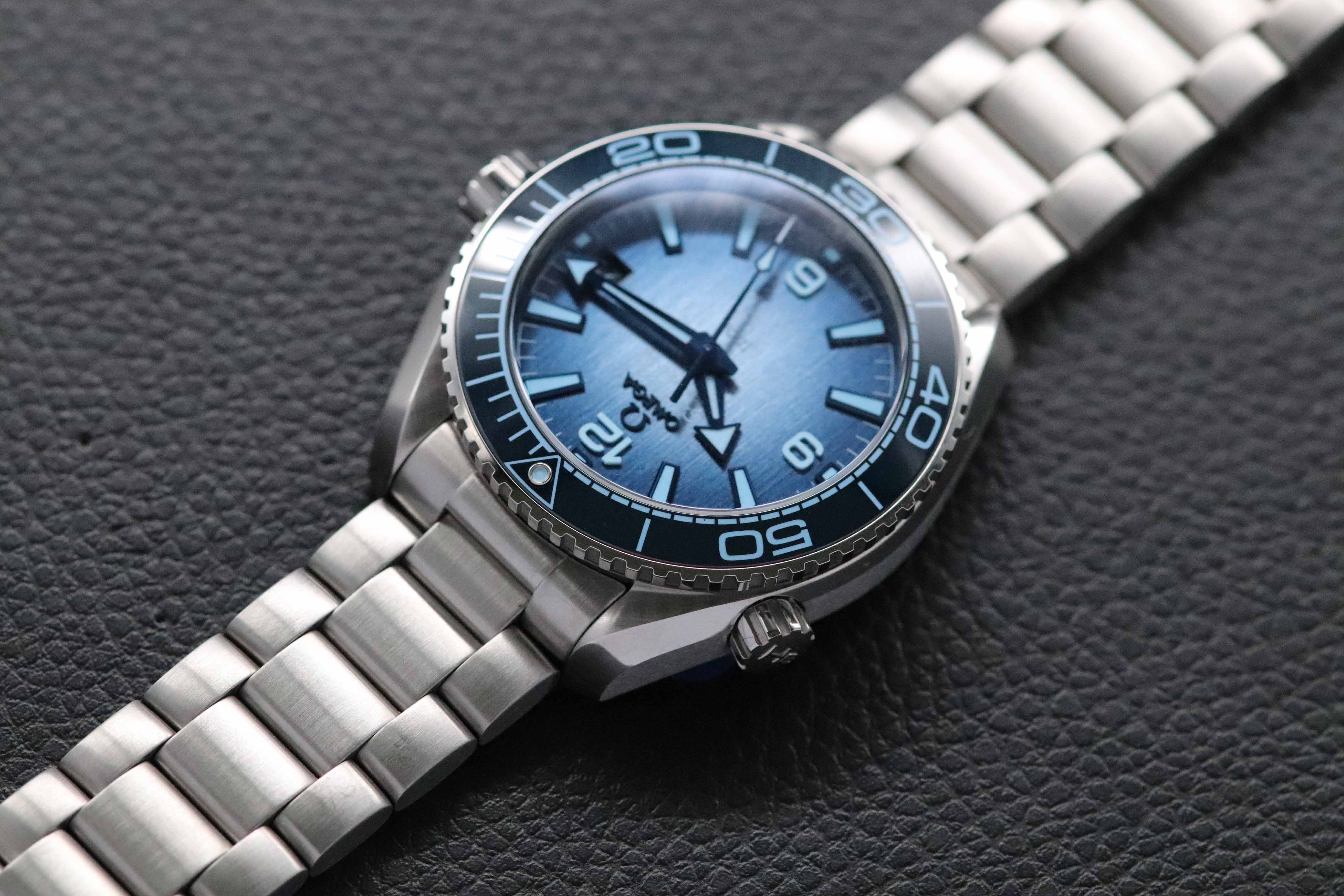 Omega Seamaster Planet Ocean 215.30.40.20.03.002 Complete Set 2026 Box + Papers
