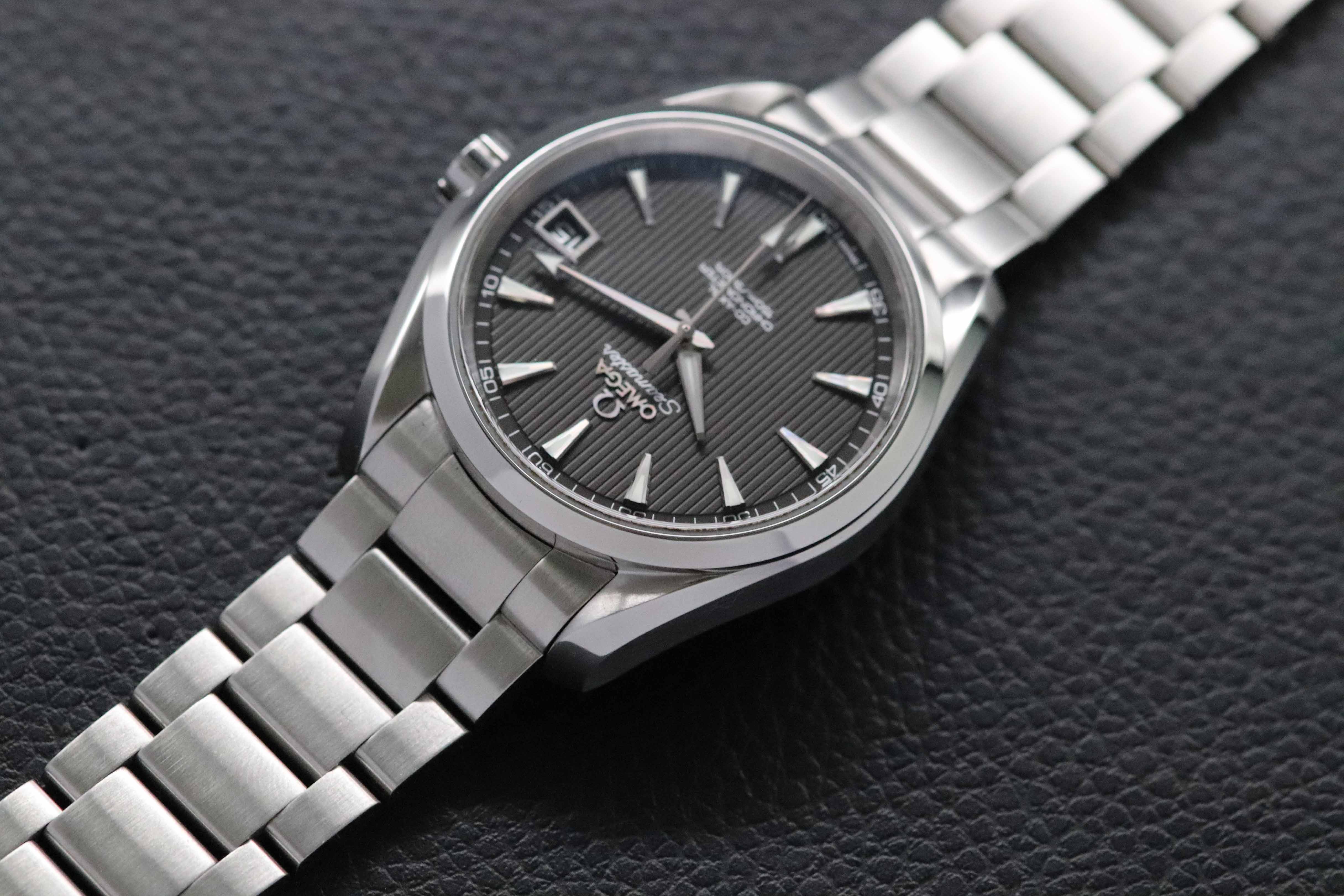 Omega Seamaster Aqua Terra 231.10.39.21.06.001 con quadrante grigio, 2013, con documenti
