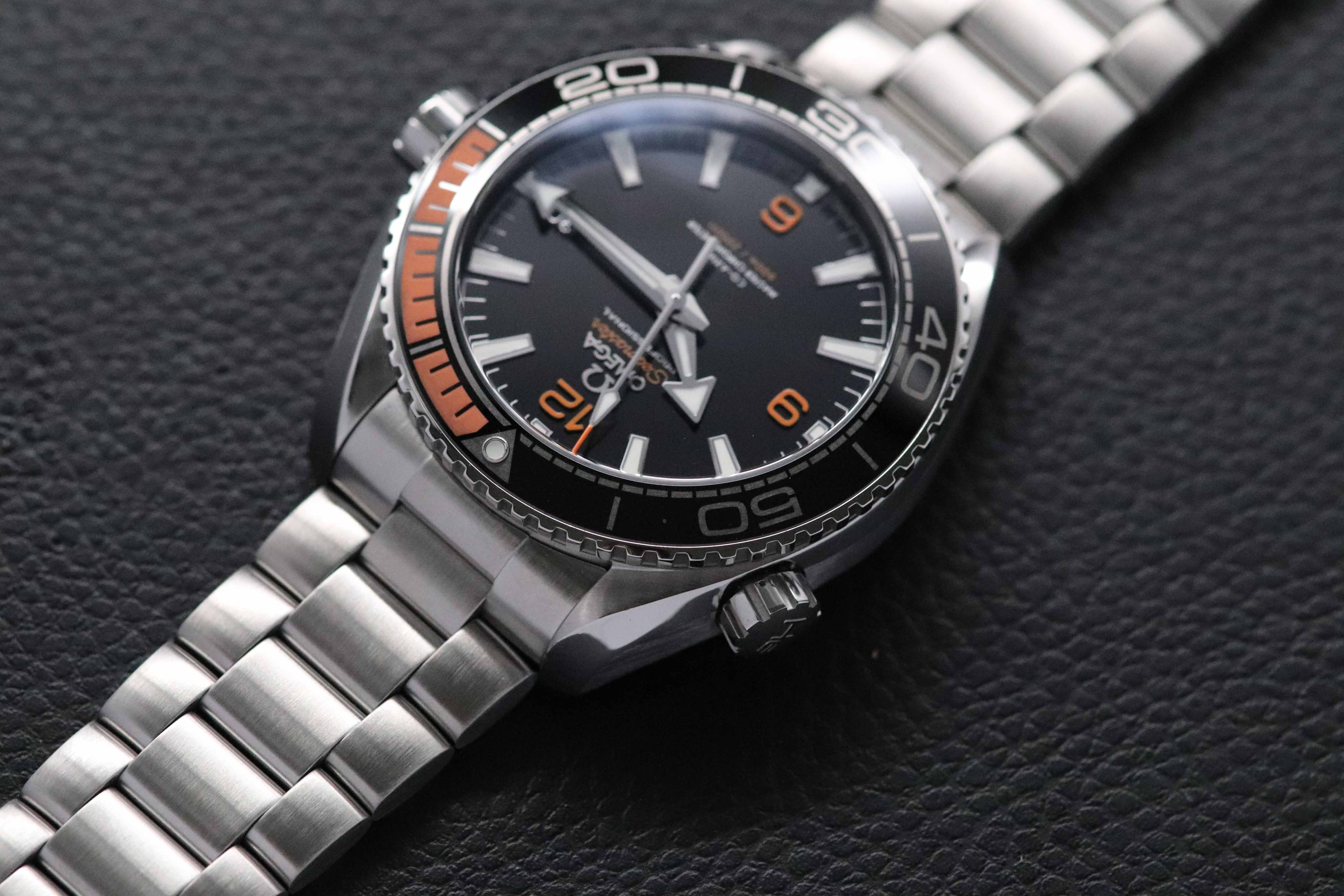 Omega Seamaster Planet Ocean 600M 215.30.44.21.01.002 Fullset 2019 Box+Papers