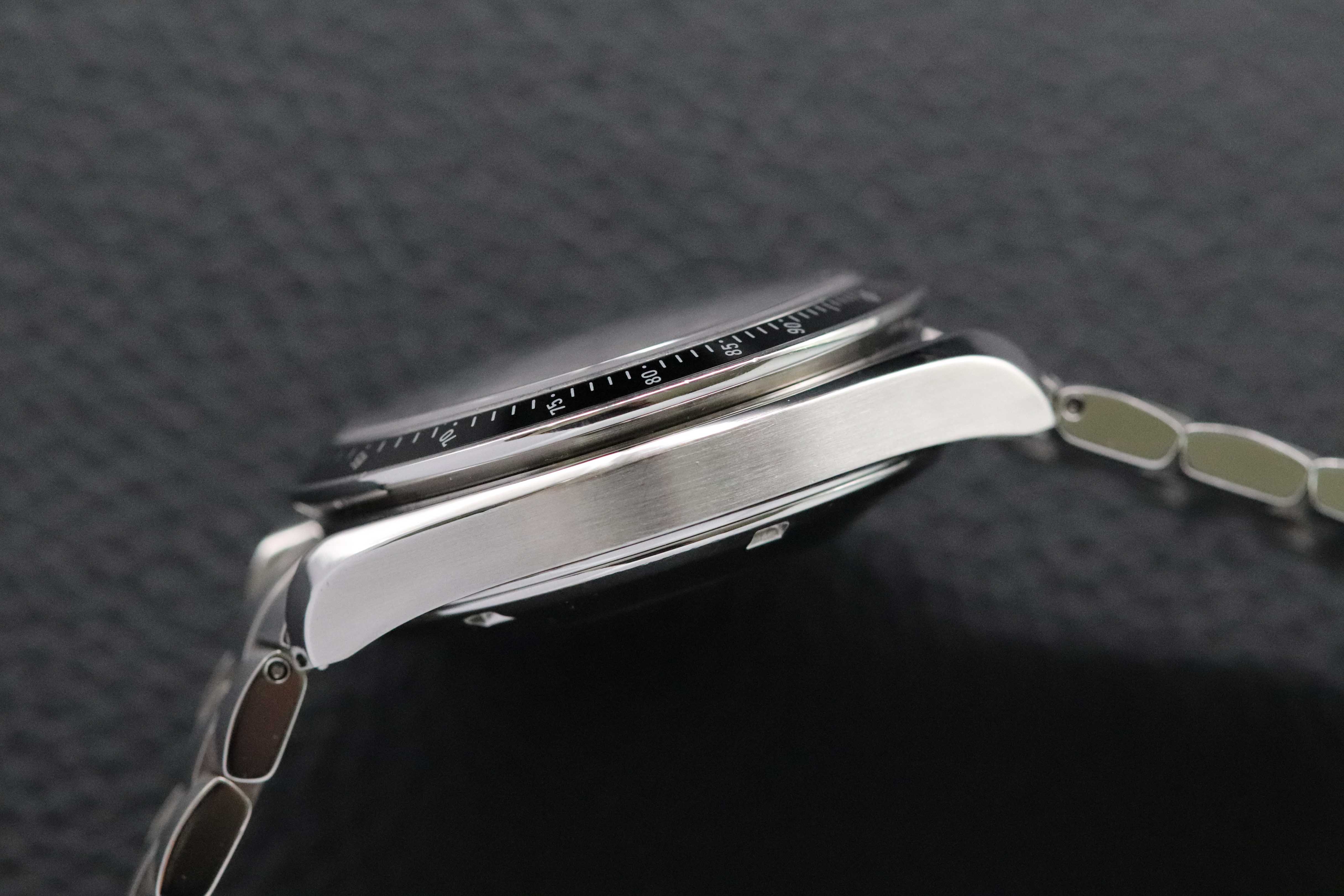 Omega Speedmaster Date 3210.50 Quadrante nero 2012
