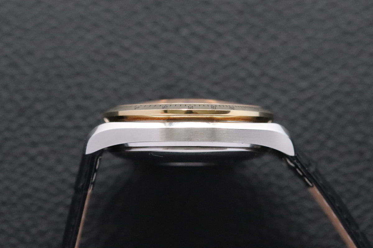 Omega Speedmaster Date 3311.10 Gold Dial 1995