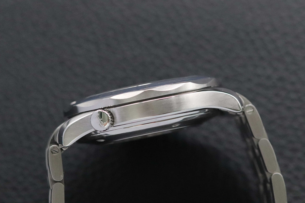 Omega Seamaster Diver 300 212.30.41.20.03.001 Blue Dial 2012