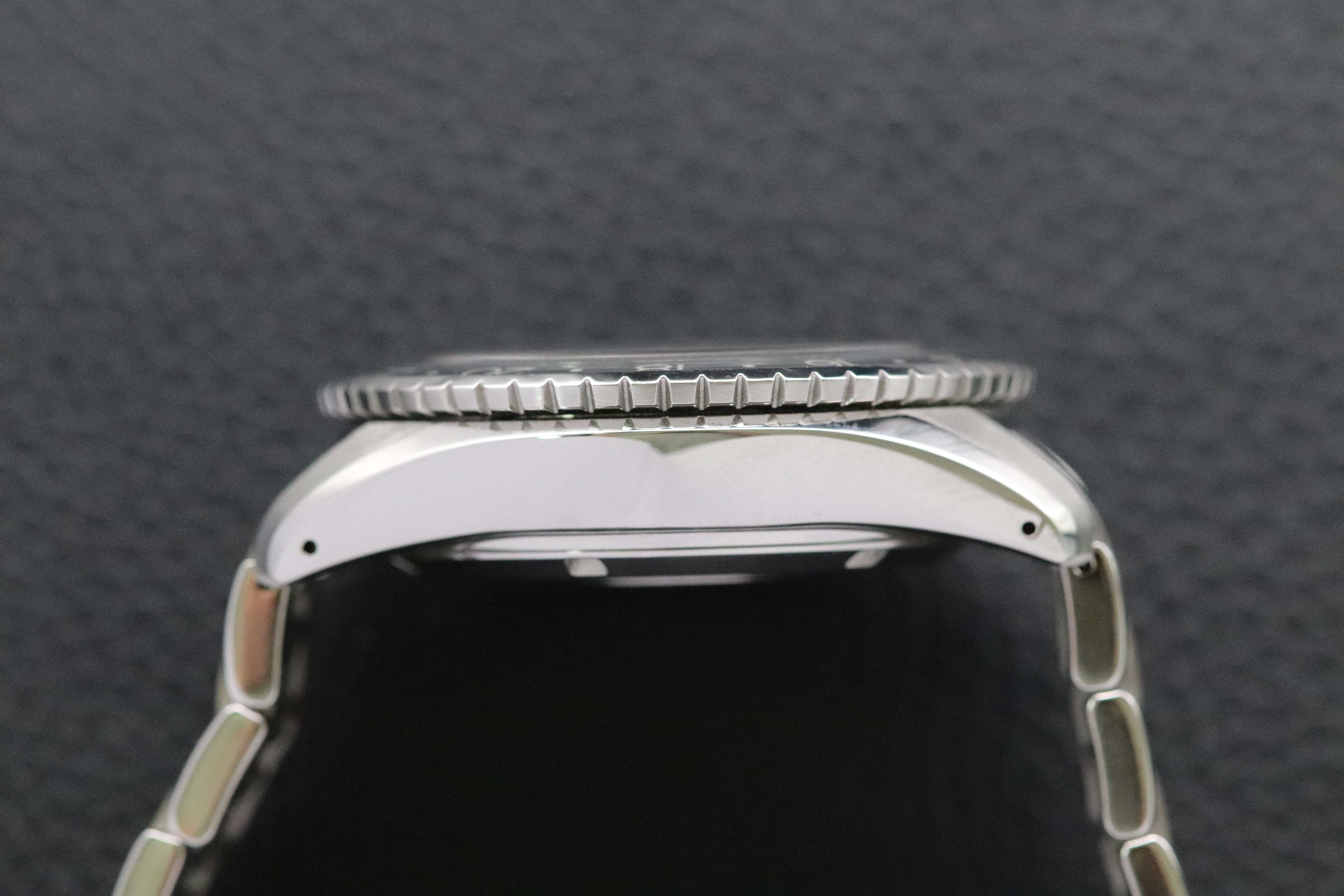 Grand Seiko Spring Drive GMT SBGE201/9R66-0AA0, juego completo de 2018, caja y documentación