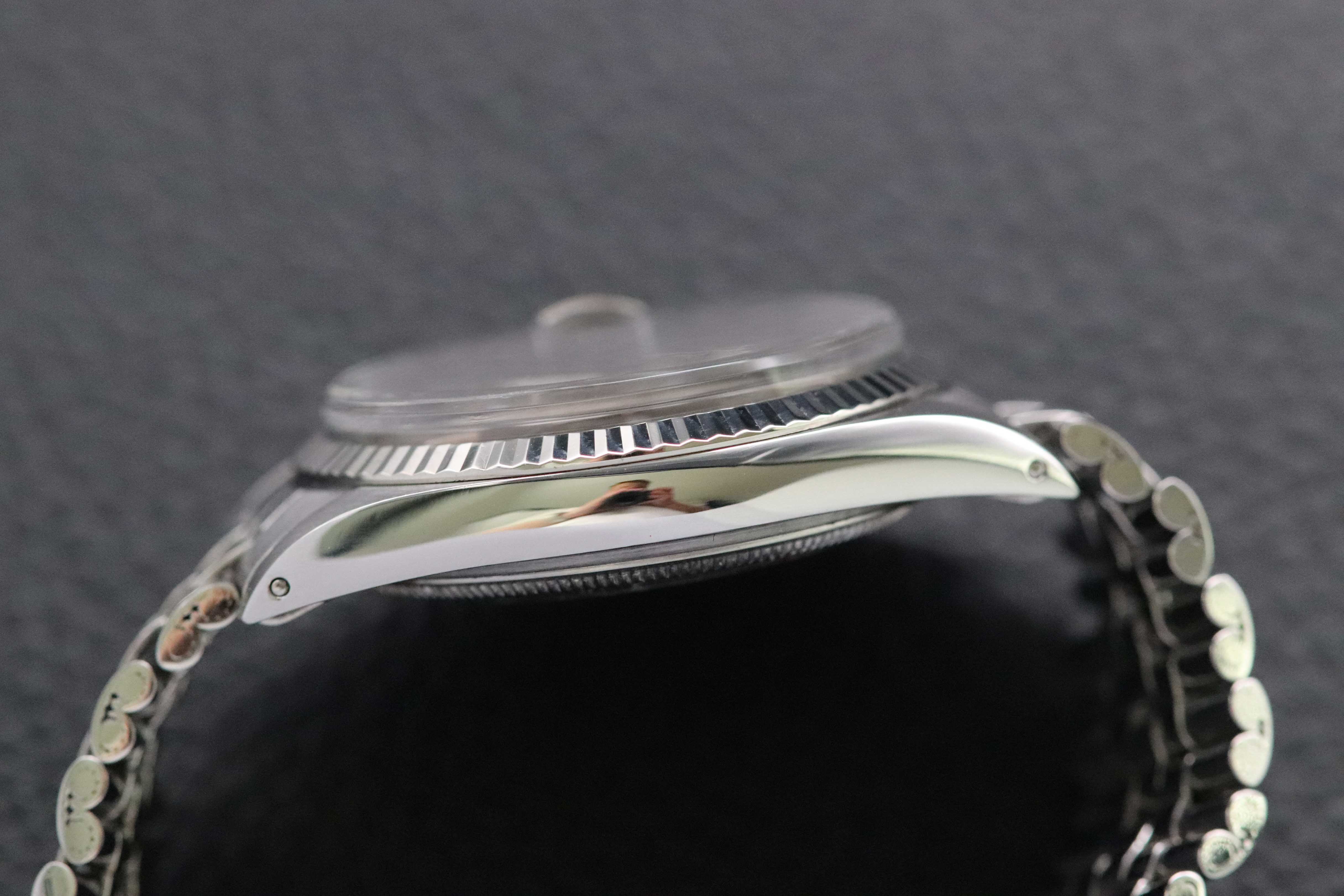 Rolex Datejust 1601 Gray Dial 1970 boîte
