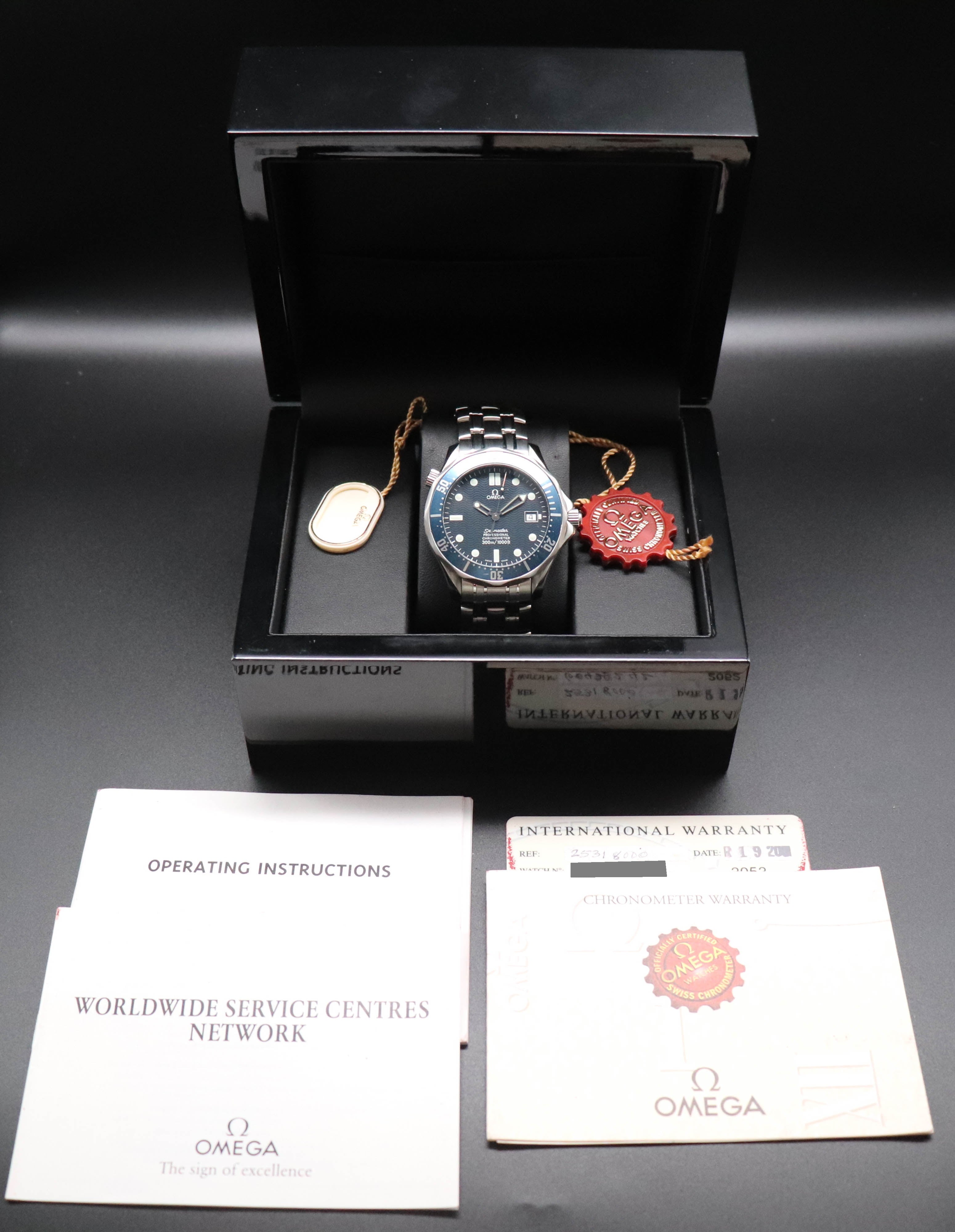 Omega Seamaster 2531.80 James Bond 2000 Papers