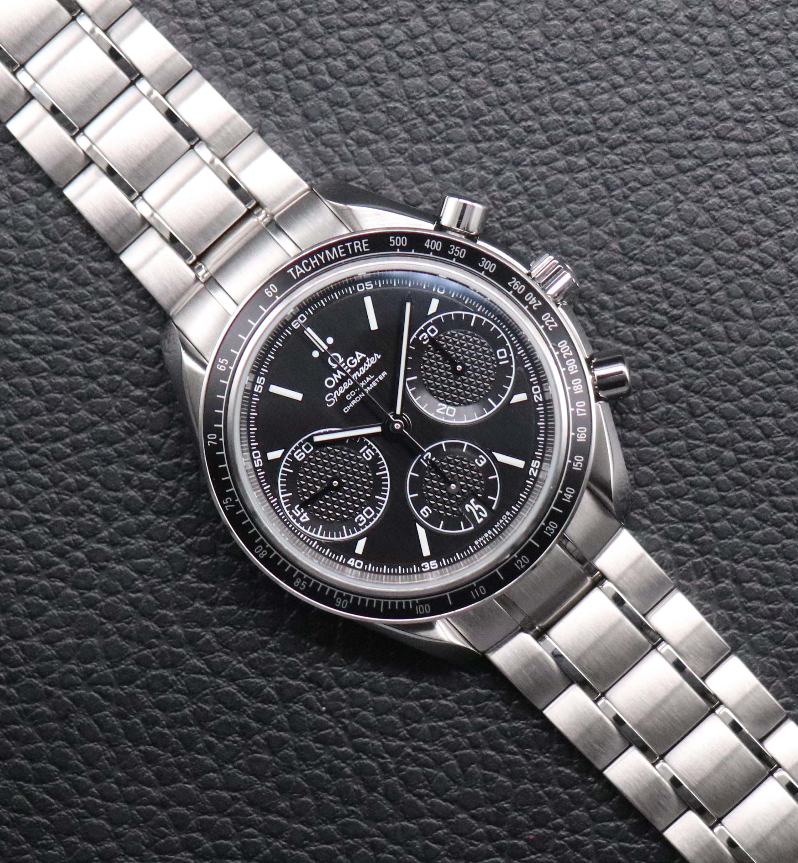 Omega Speedmaster Racing 326.30.40.50.01.001 Black Dial 2018
