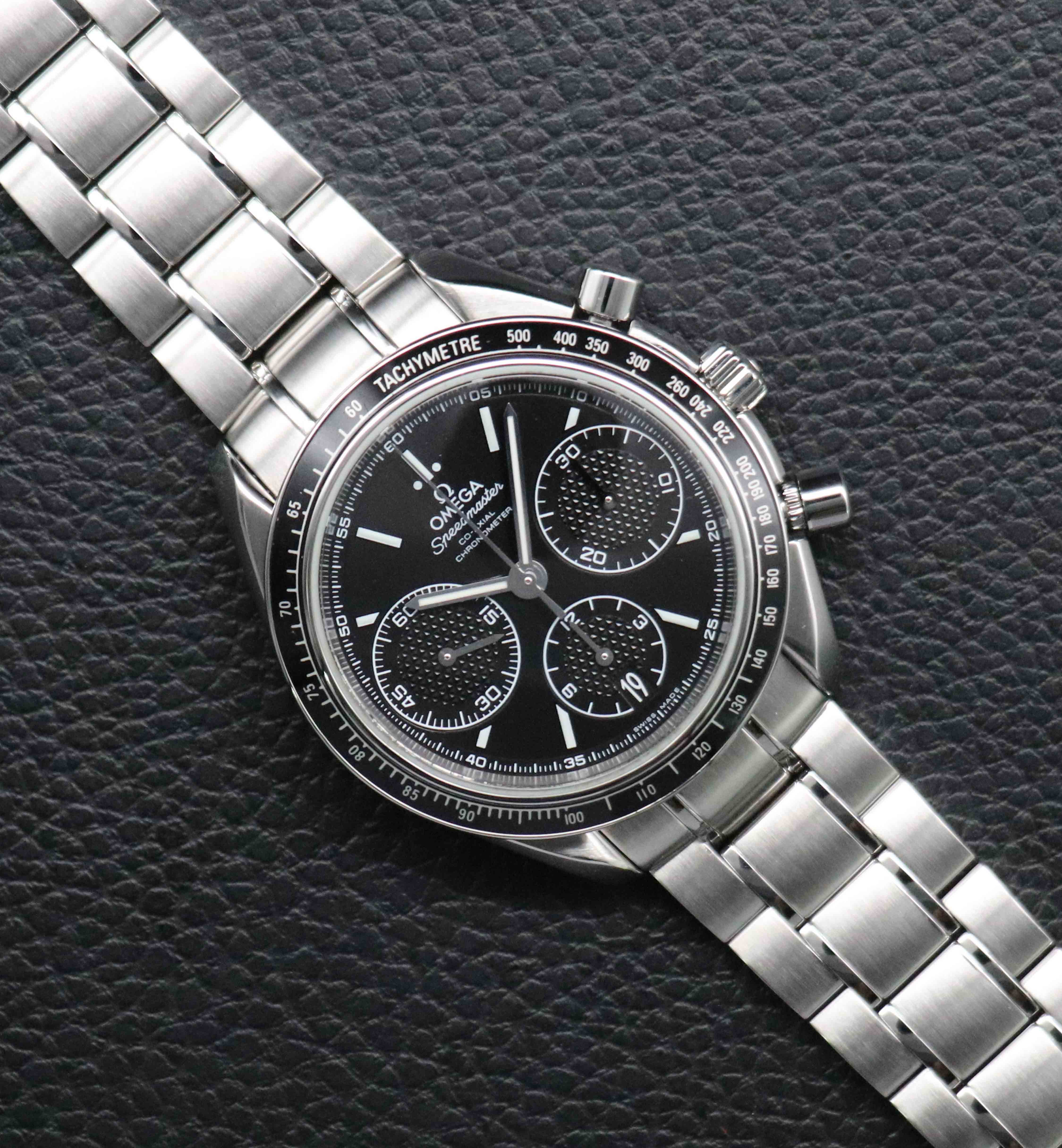 Omega Speedmaster Racing 326.30.40.50.01.001 Cadran noir 2018
