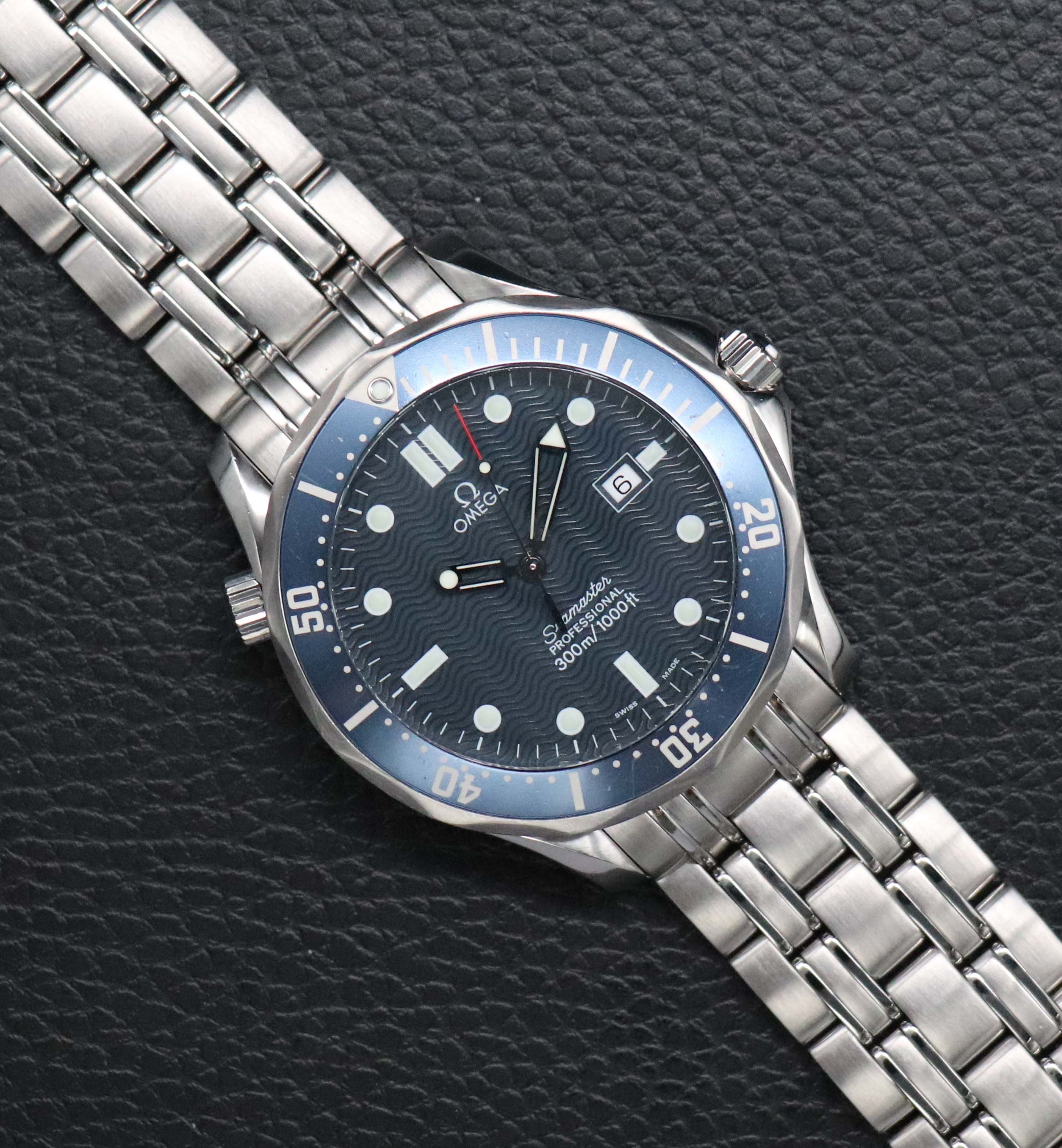 Omega Seamaster James Bond 2541.80 Blue 1998