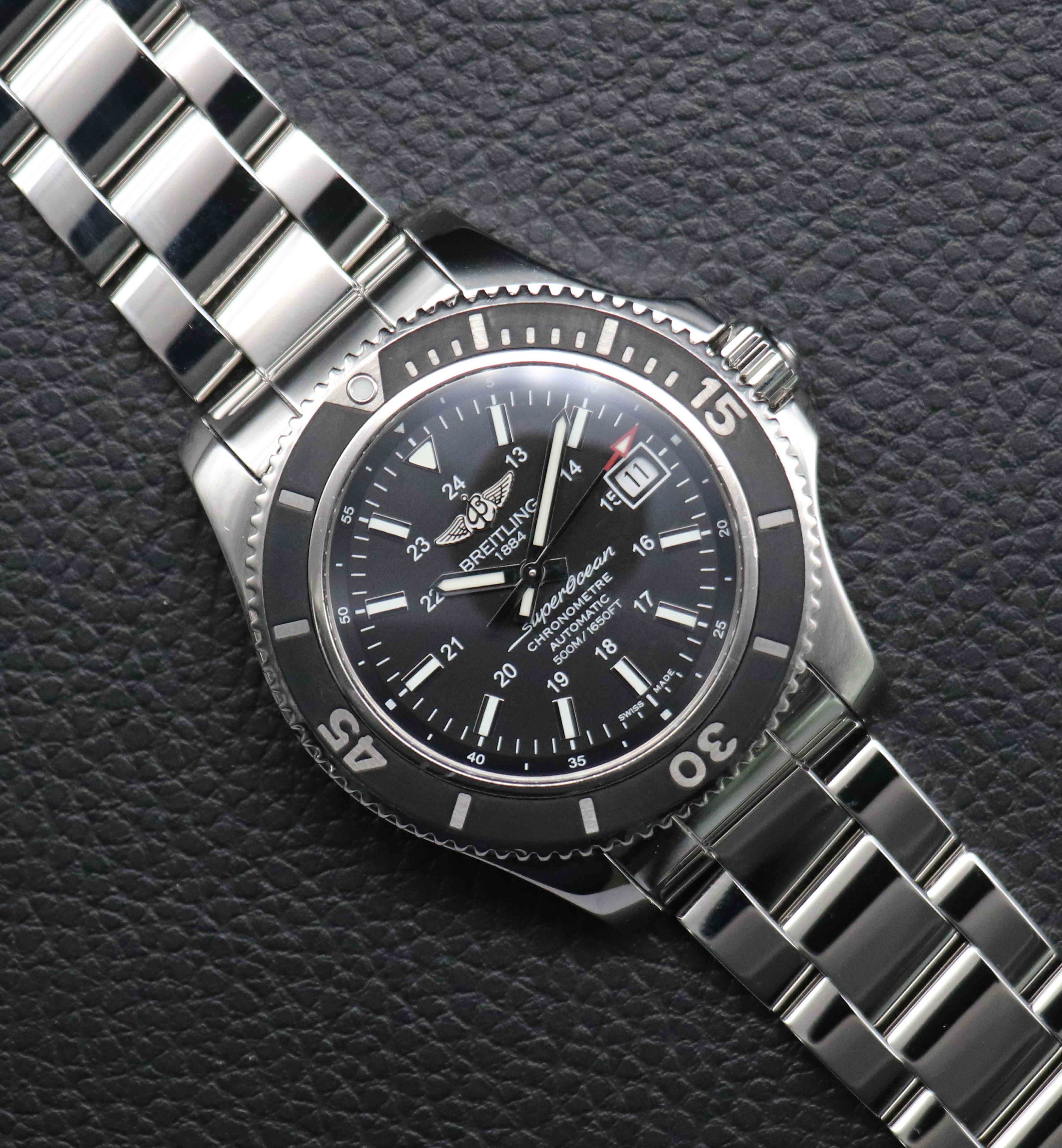 Breitling Superocean II 42 A17365 Complete Set 2019 Box + Papers