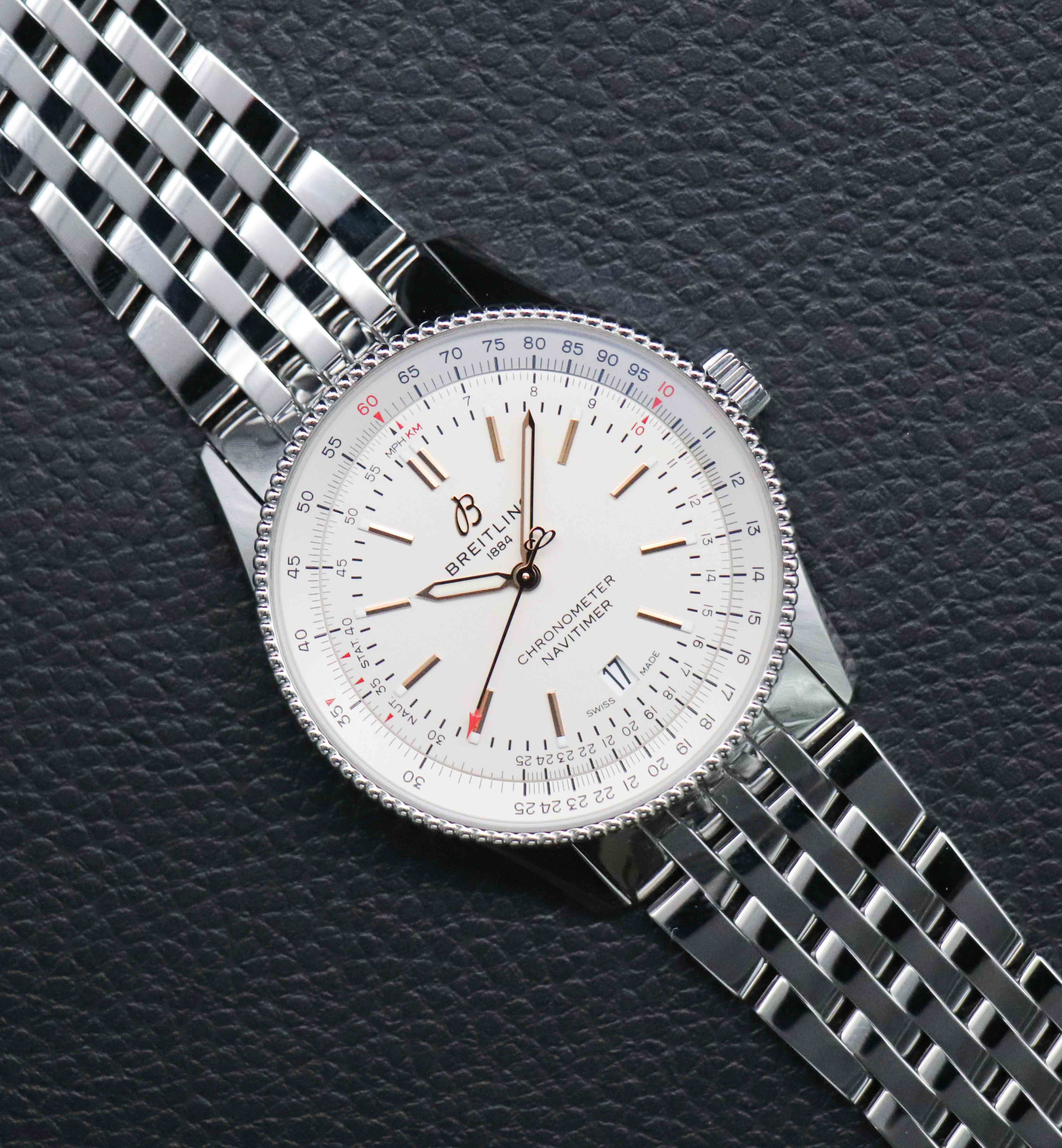 Breitling Navitimer 41 Silver A17326 Fullset 2022 Box+Papers