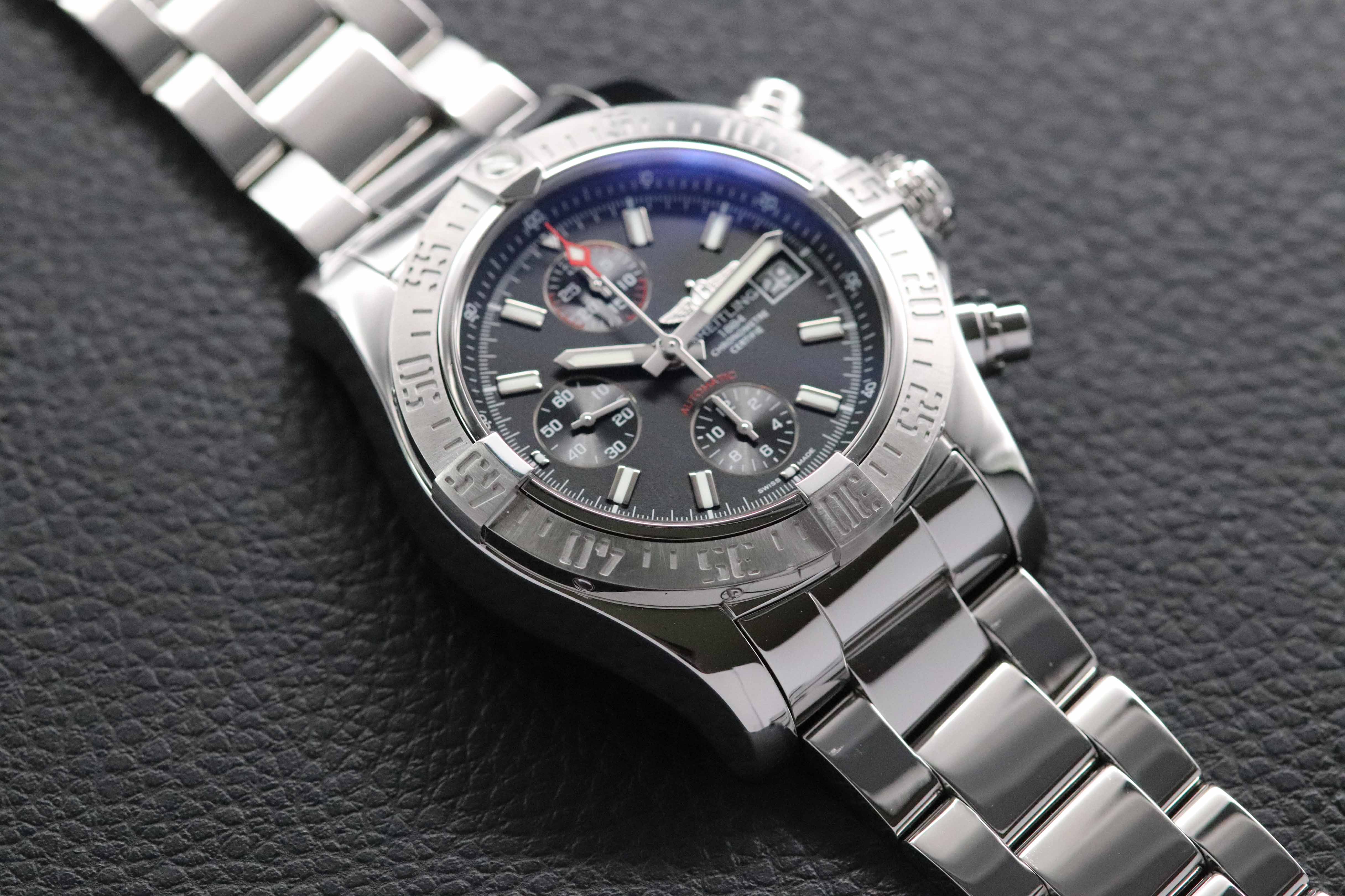 Breitling Avenger II A13381 FULLSET 2015 Box + PAPERS