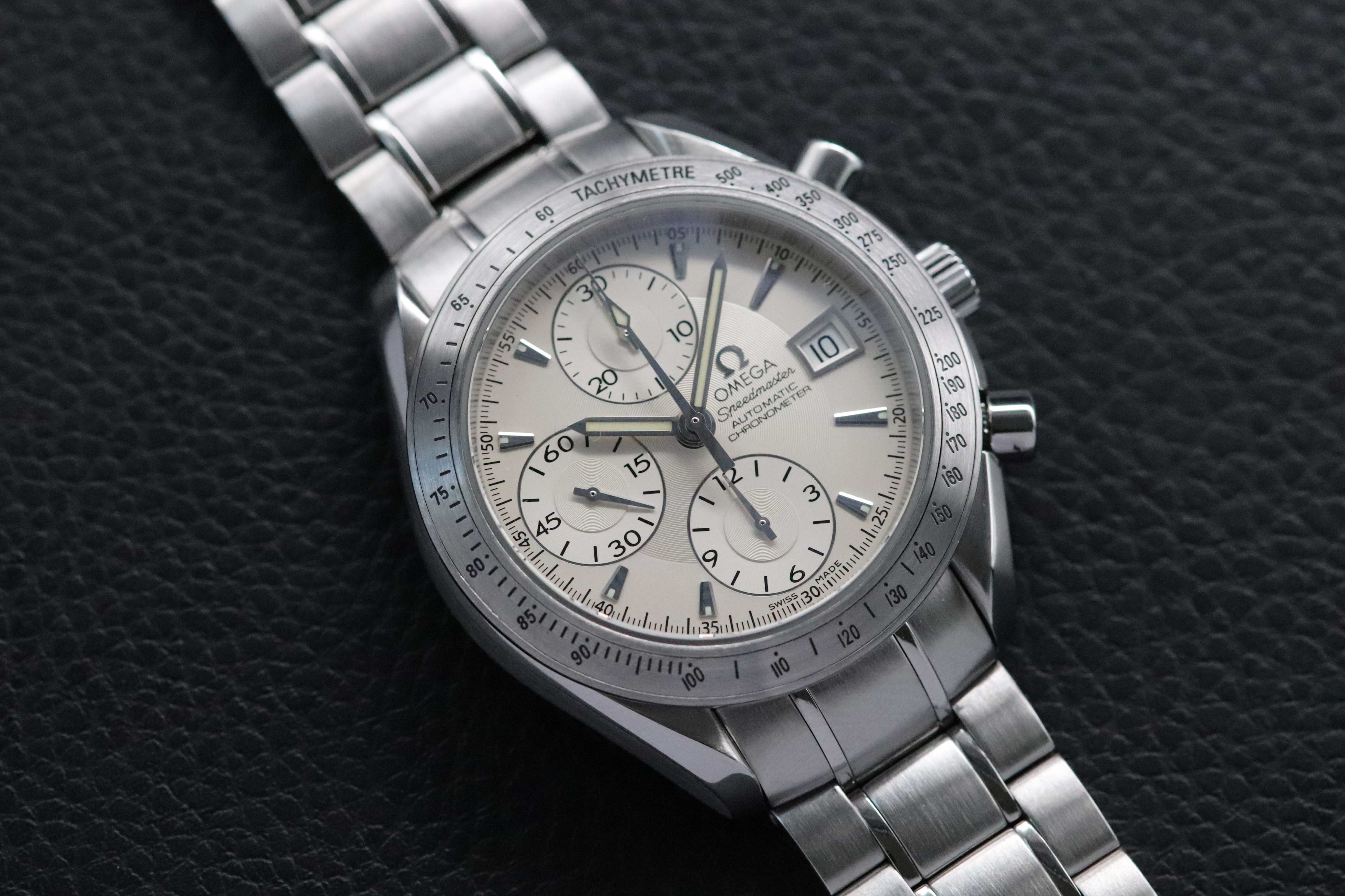 Omega Speedmaster Date 3211.30 Silver Dial 2010 (with papers)