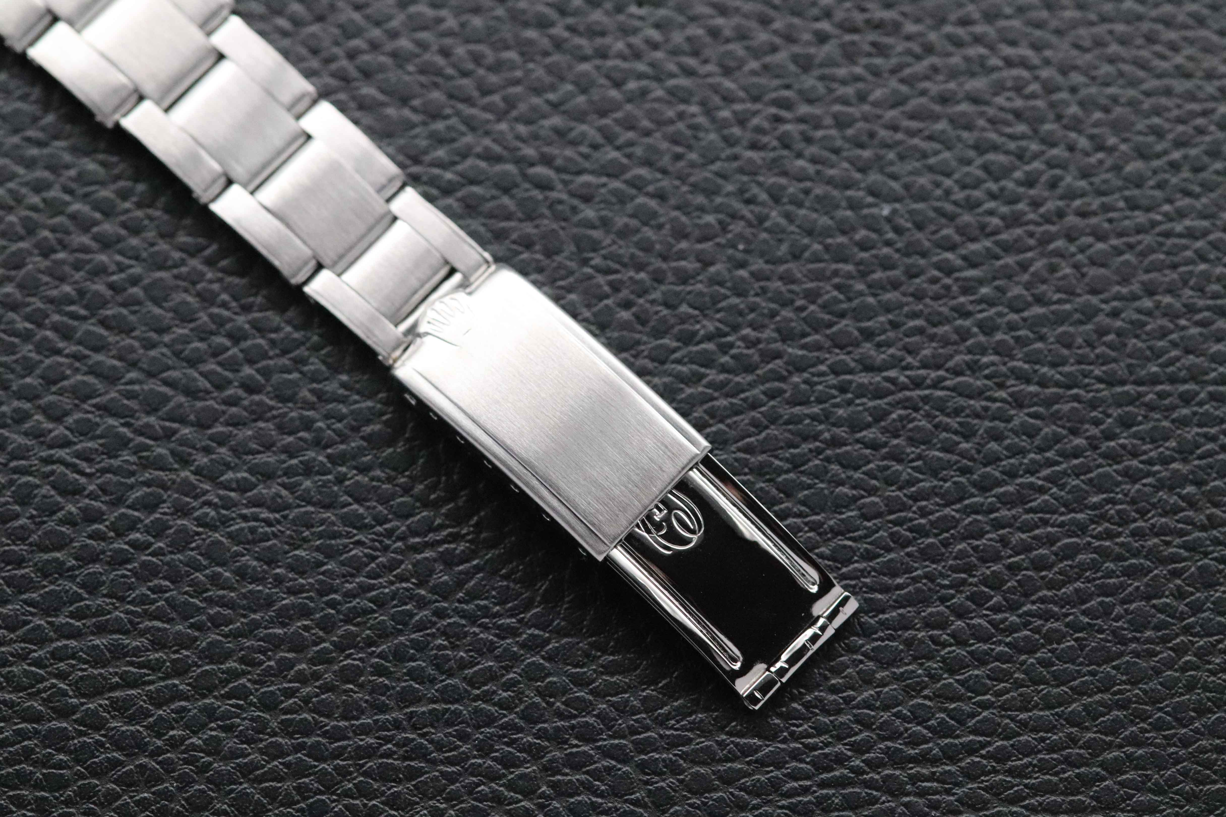 Rolex Oysterdate 6694 Silver Dial 1977