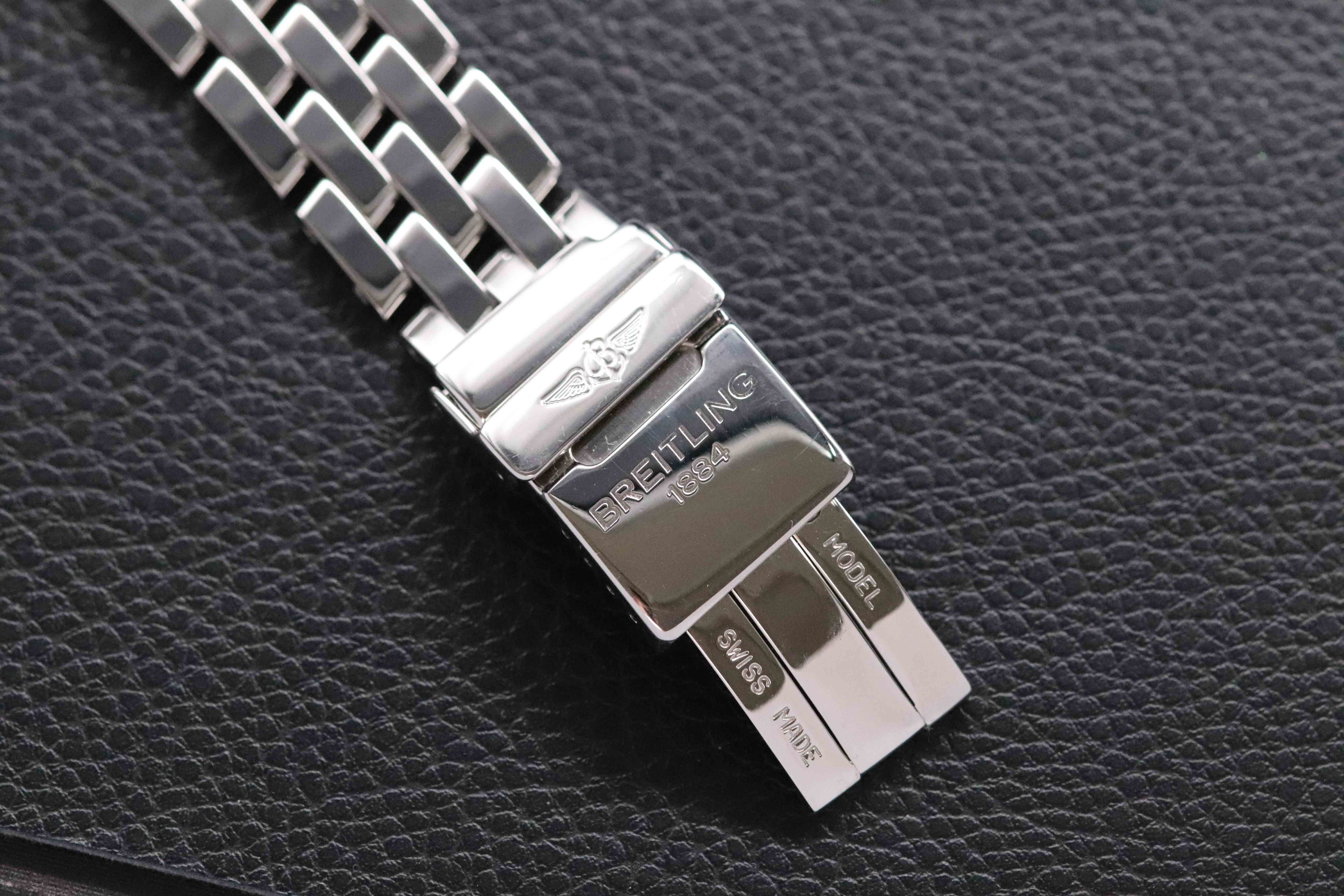 Breitling Old Navitimer A13022 Chronograph Black Dial 1999