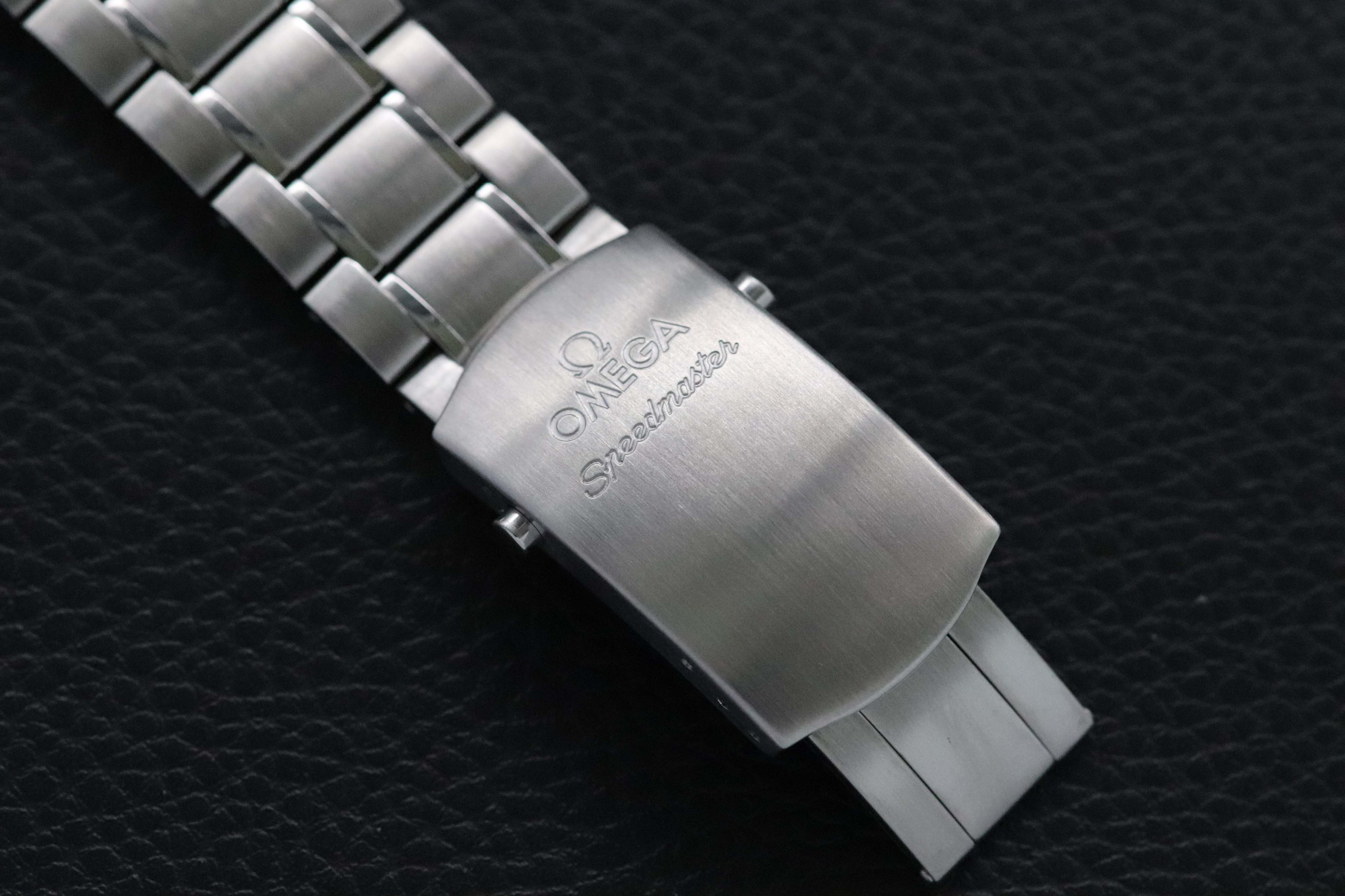 Omega Speedmaster Date 3210.50 Quadrante nero 2012