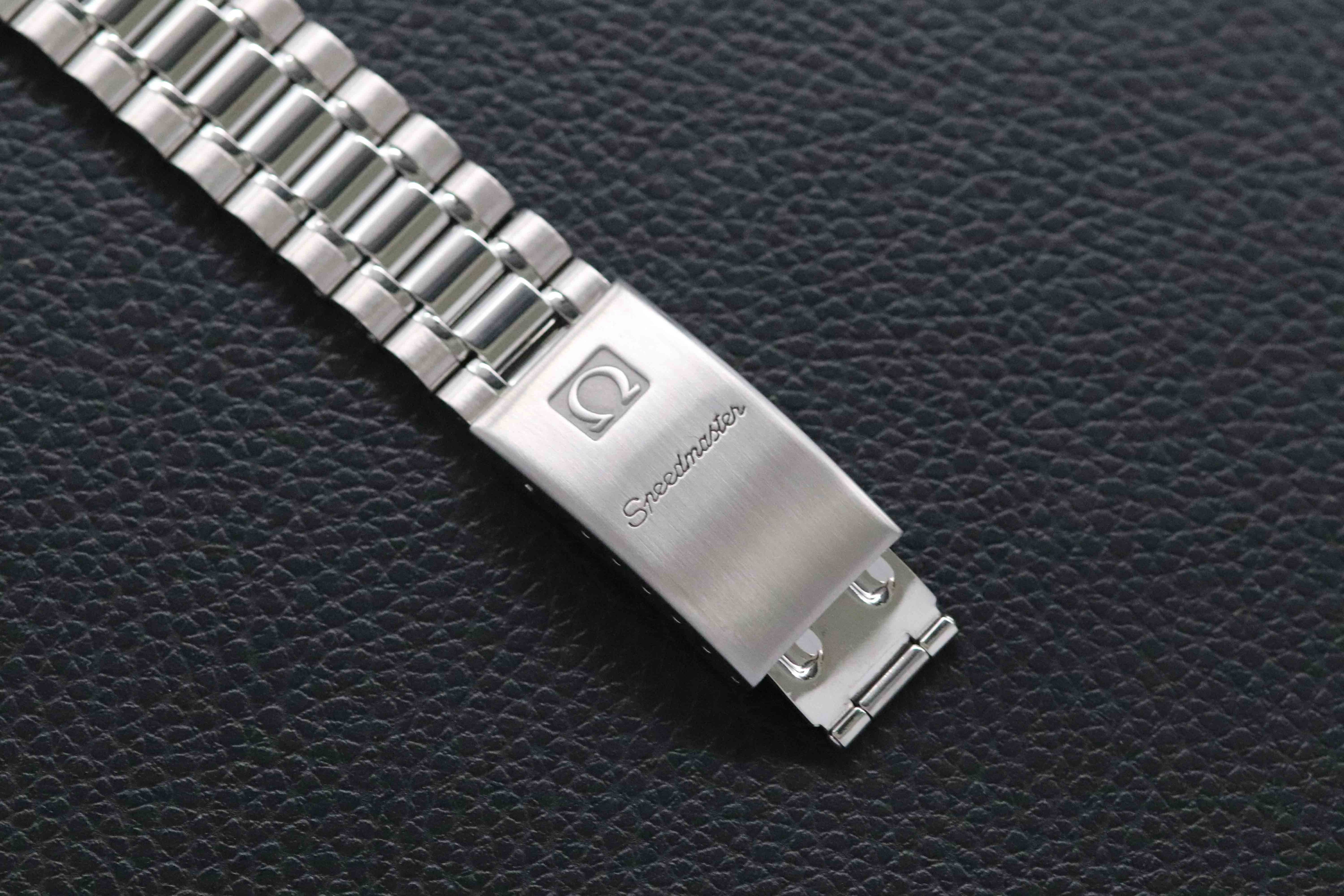 Omega Speedmaster Date 3511.20 White Dial 1998 Albino Papers