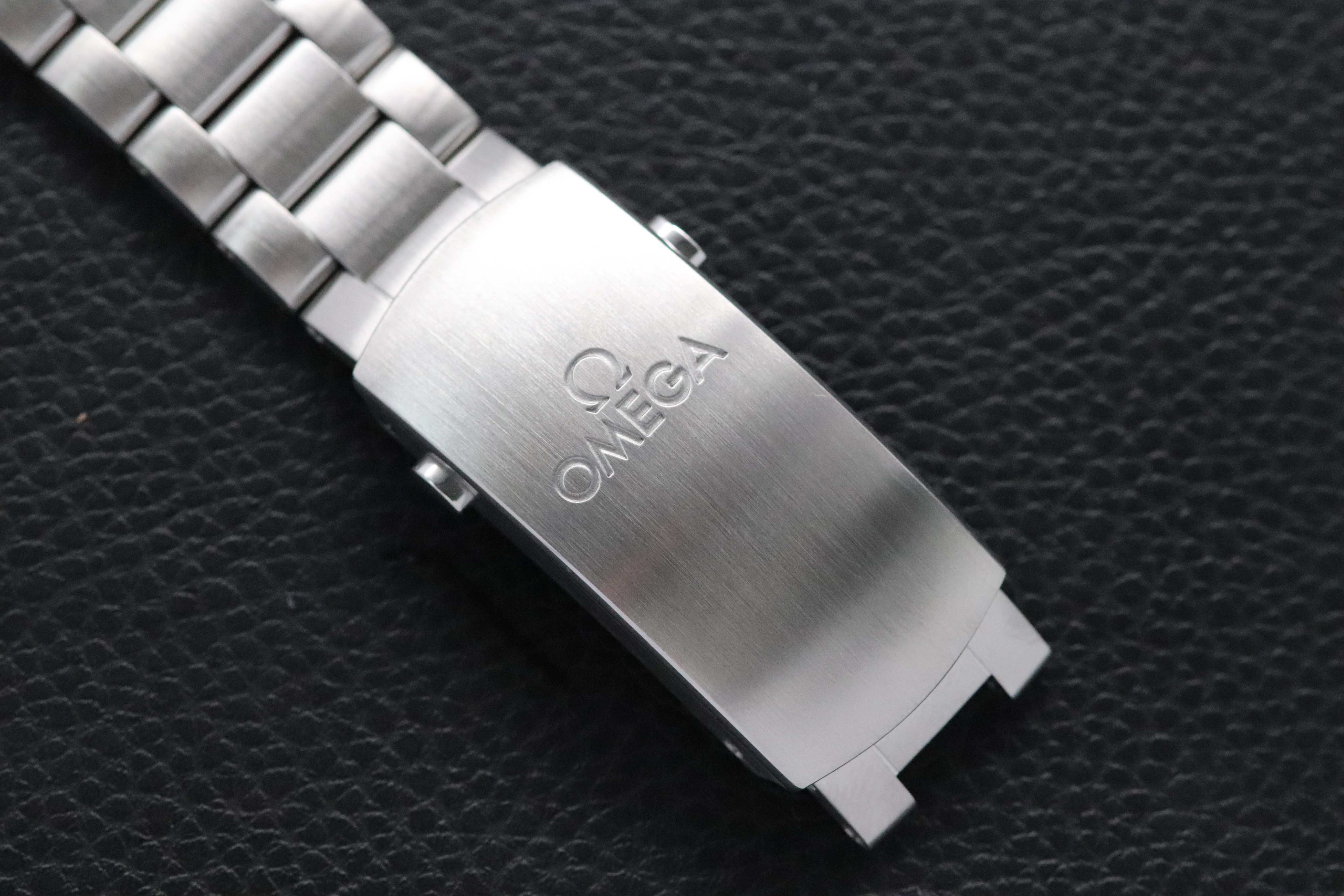 Omega Seamaster Planet Ocean 600M 215.30.44.21.01.002 Fullset 2019 Box+Papers