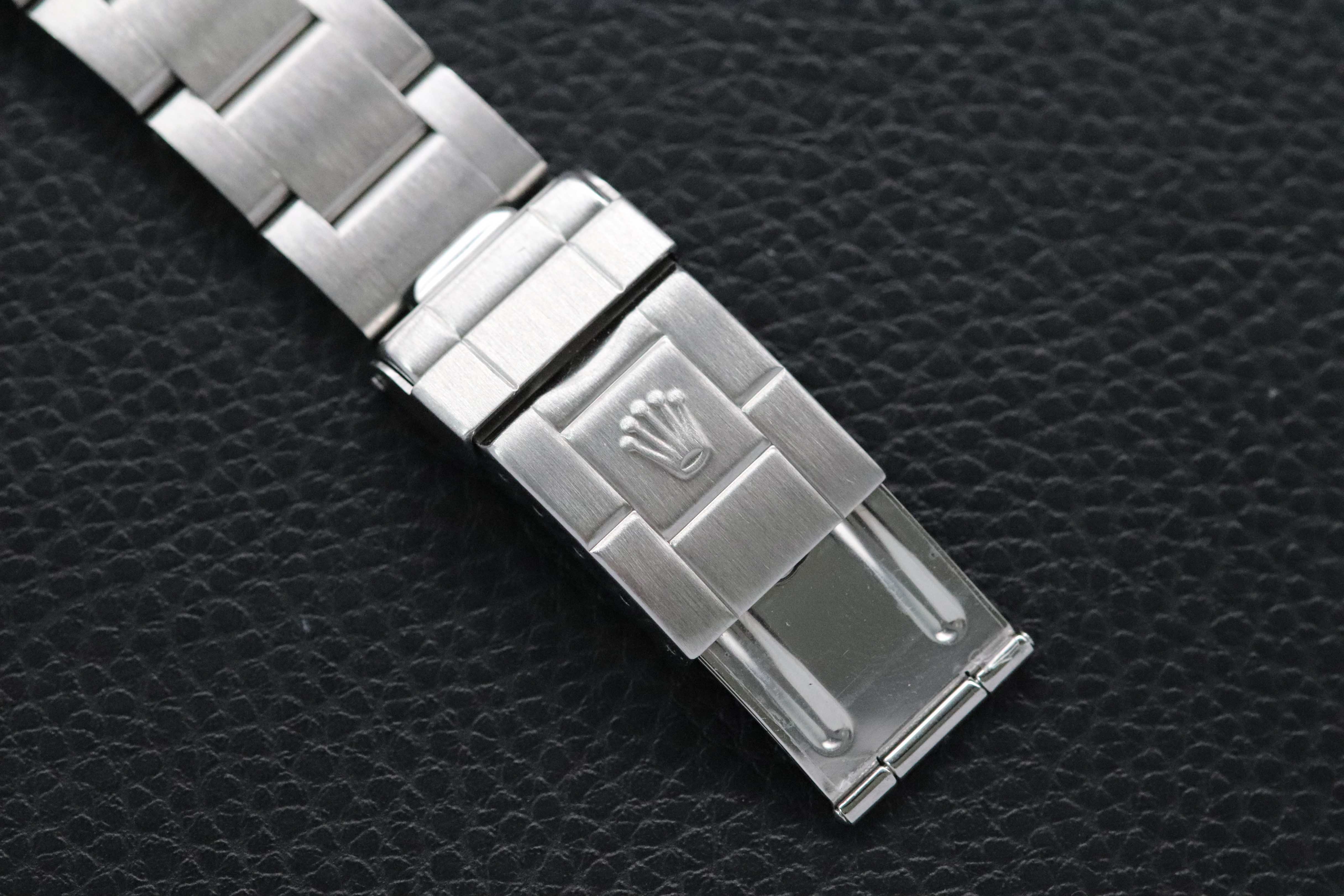 Rolex Explorer 114270 Complete Set 2002 Box + Papers
