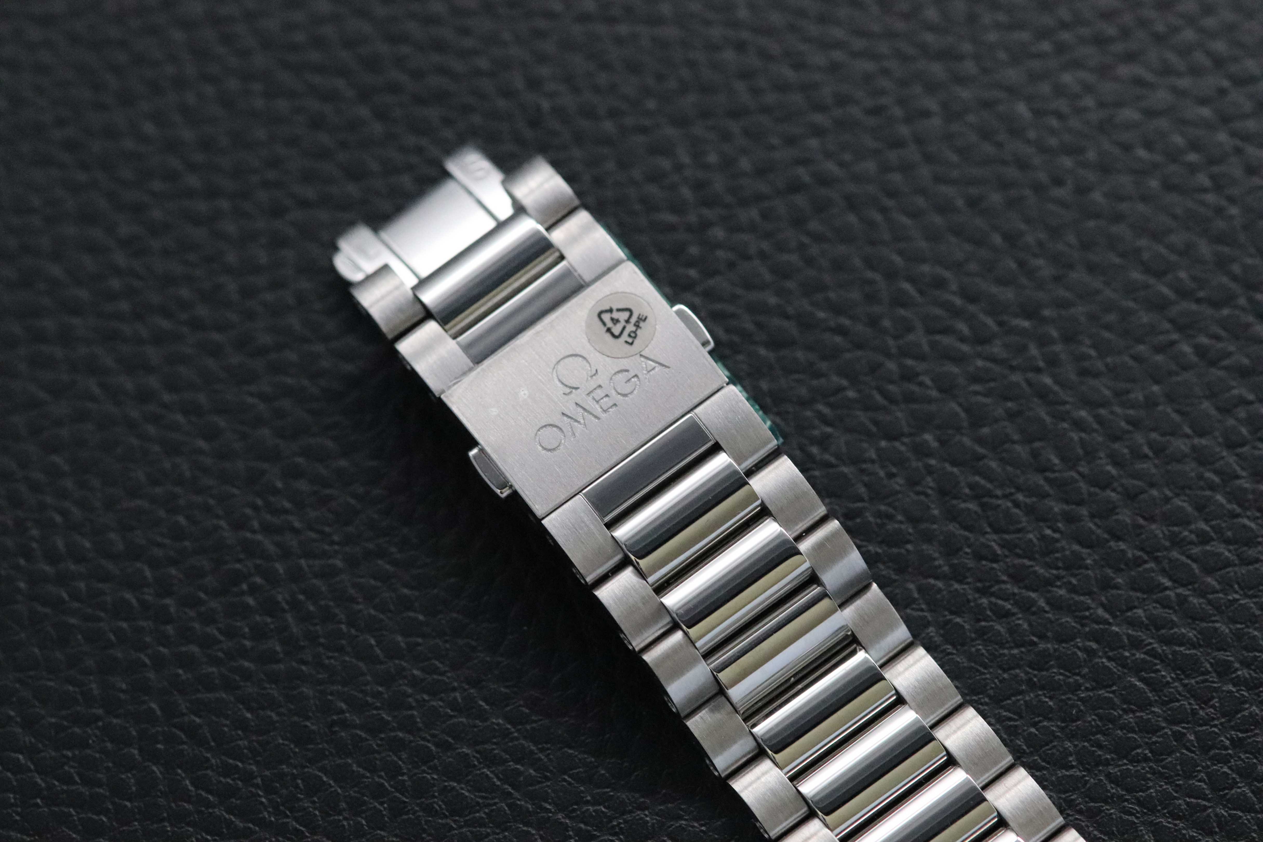 Omega Seamaster Railmaster 235.10.38.20.13.001 Fullset 2025 Box+Papers