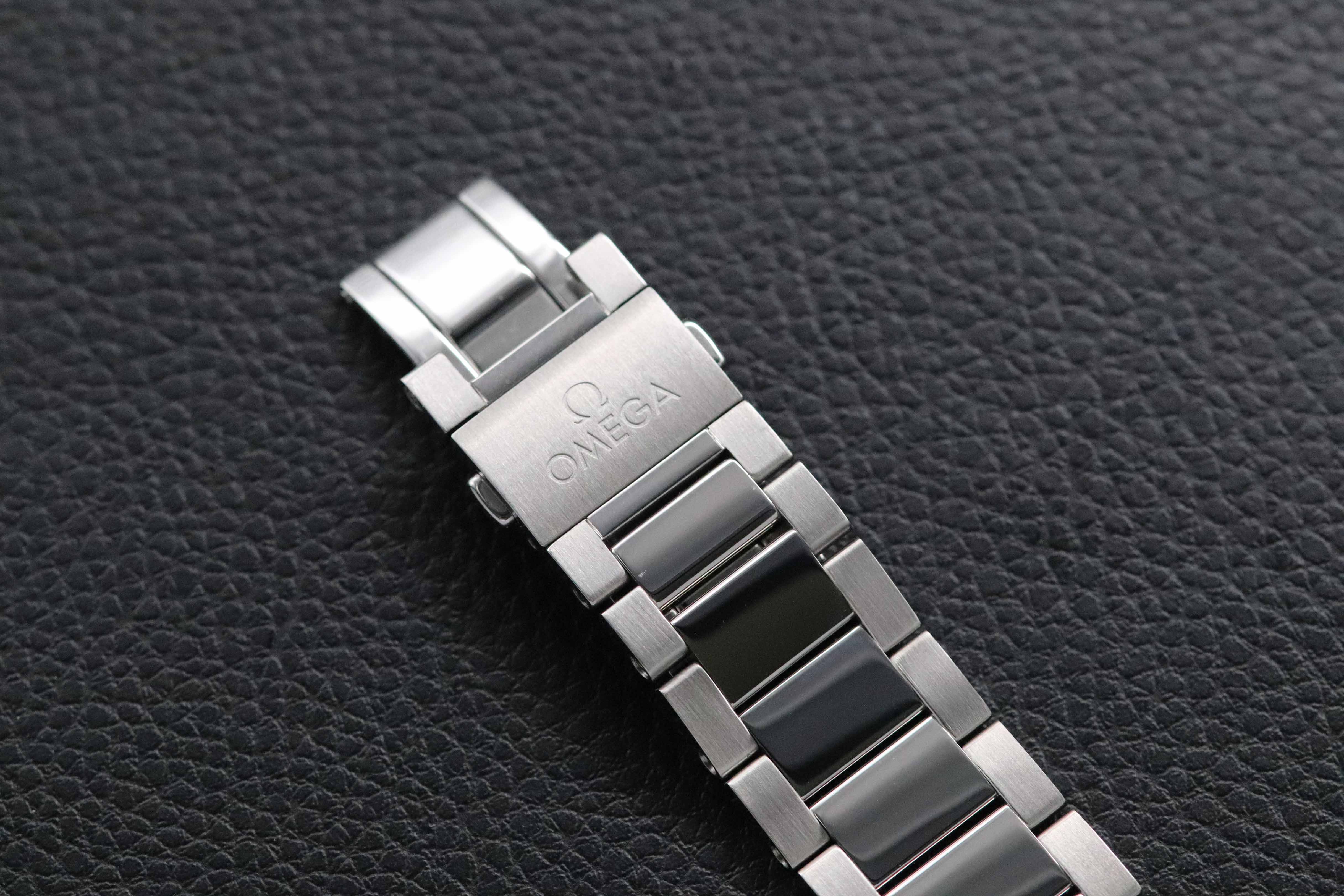 Omega Seamaster Aqua Terra 220.10.41.21.03.001 Complete Set 2026 Box + Papers